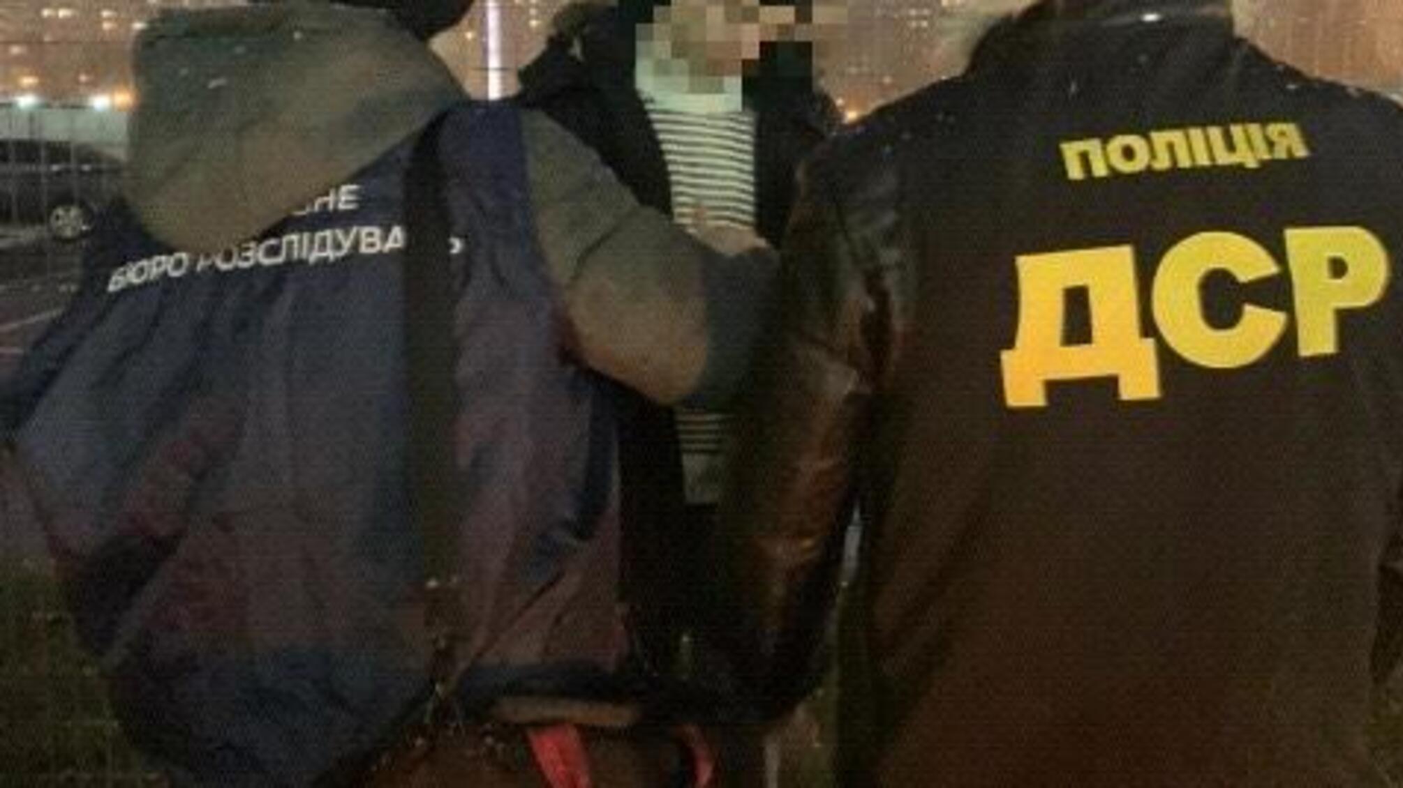 У Києві поліція затримала посадовця Секретаріату Кабінету Мінстрів з хабарем у два мільйона гривень