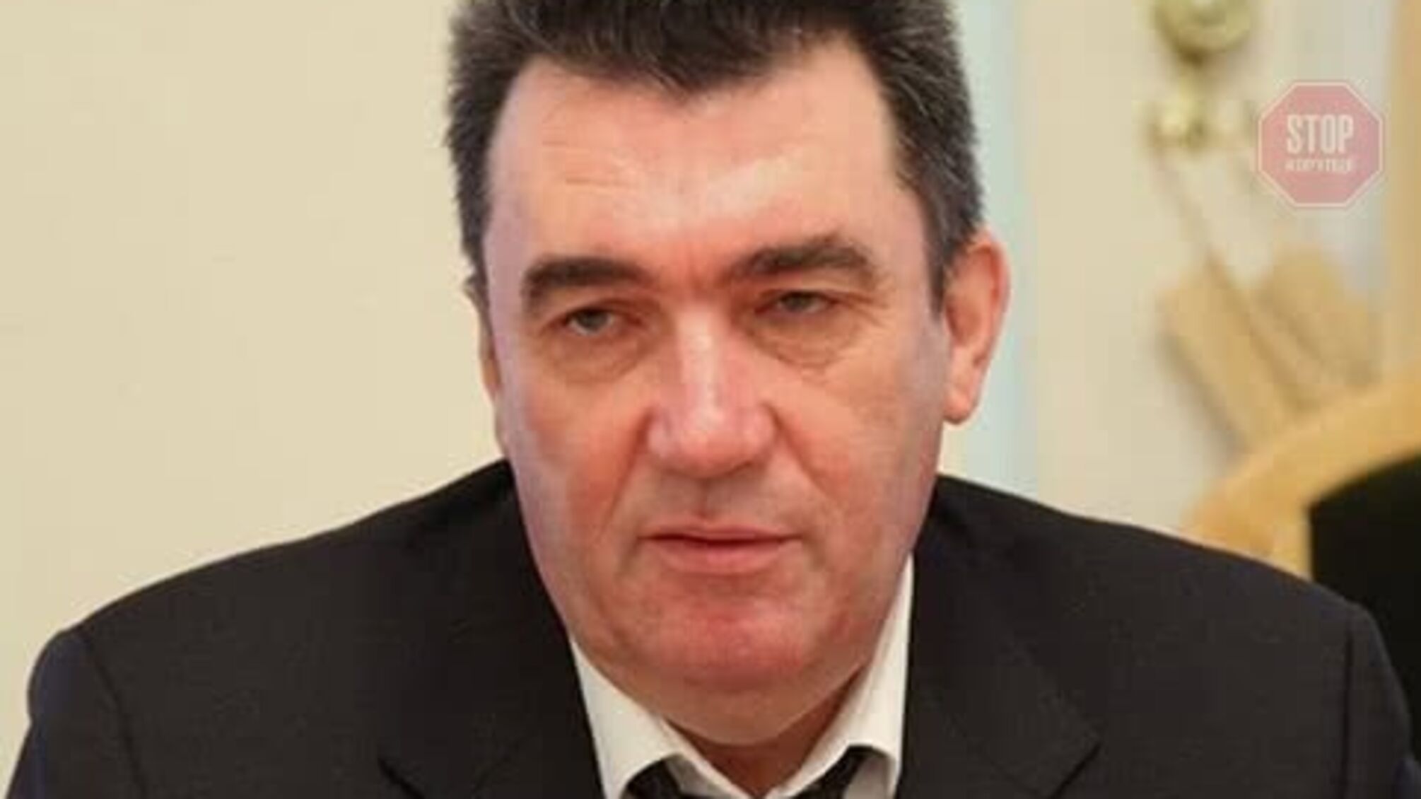 Данілов тільки наполовину вірить у прозорість виборів в ОРДЛО