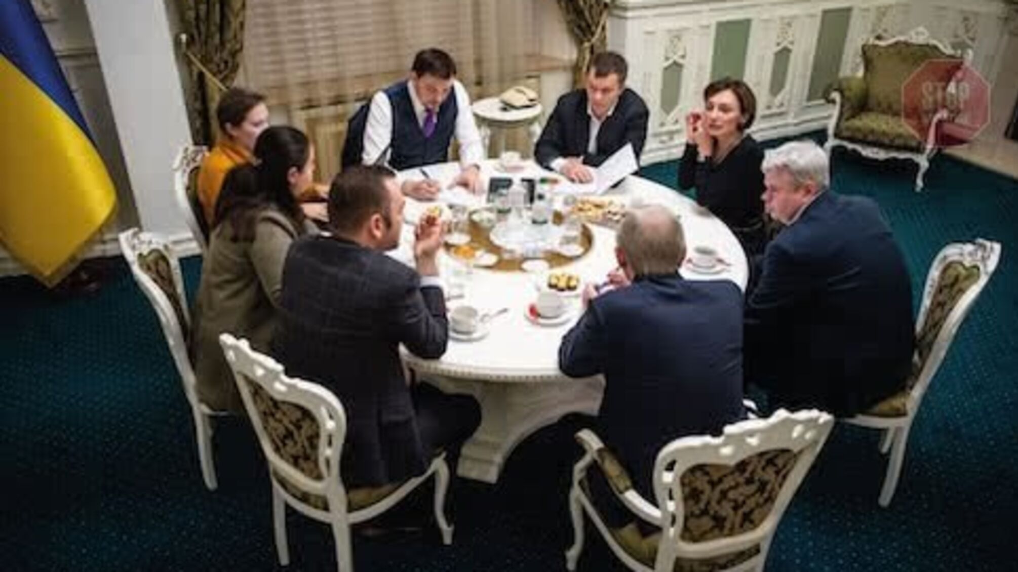 Журналіст 'Плюсів' розповів, хто та на що могли записати 'плівки Гончарука'