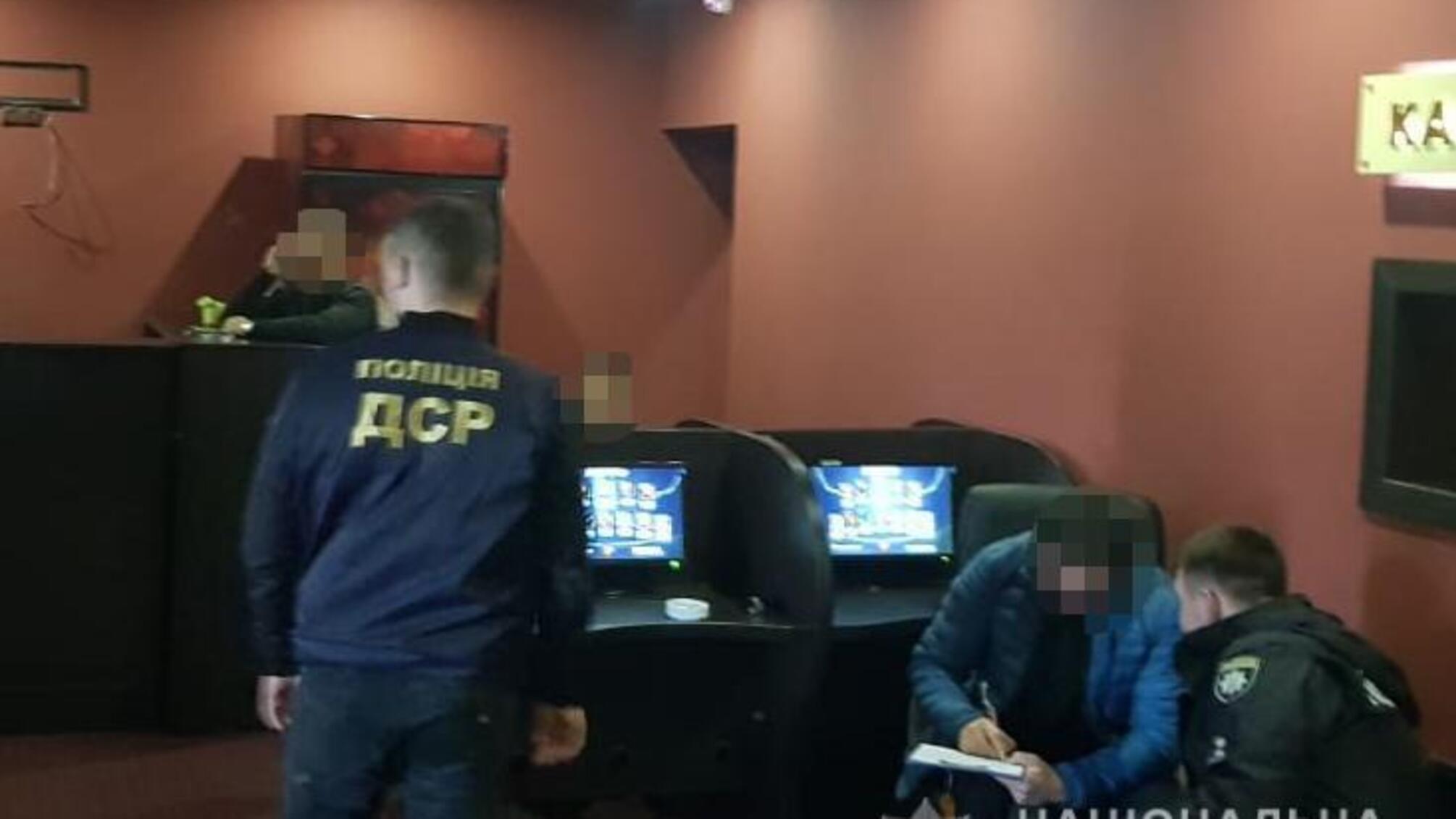 Упродовж вихідних поліцейські викрили сім гральних закладів