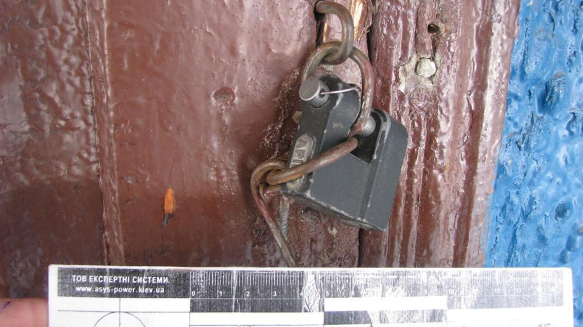 За крадіжку майна з будинку подільчанина місцеву мешканку засудили до позбавлення волі