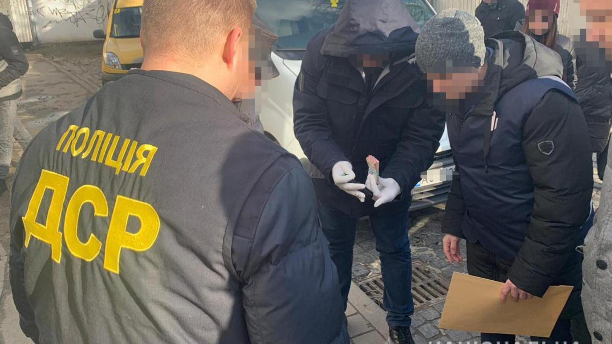 Поліція Львівщини викрила посадовцівДержпродспоживслужби в організації корупційної схеми