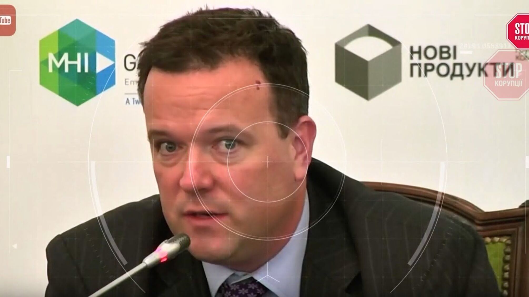 Ключові аграрні структури України довірили скандальним рейдерам