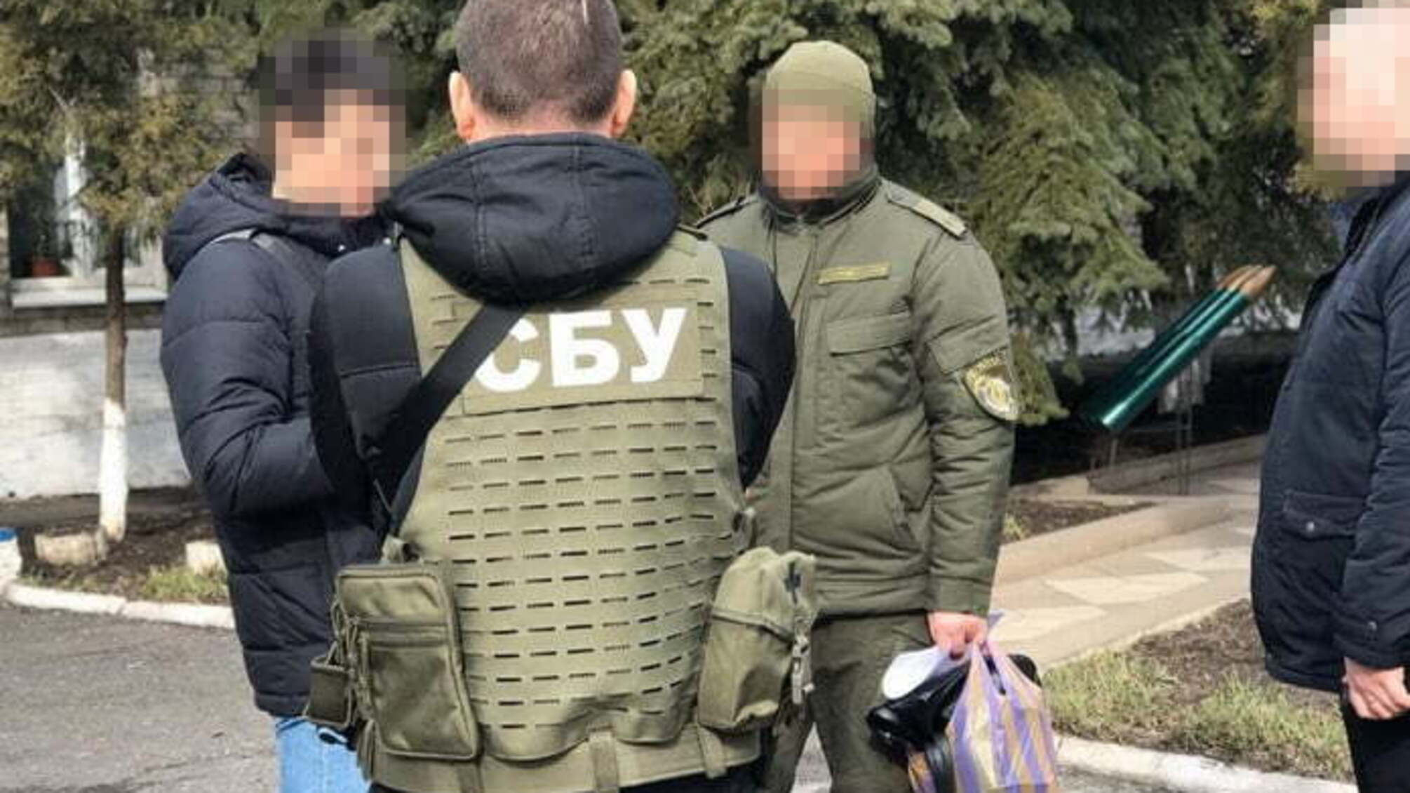 На Донеччині СБУ викрила посадовців виправної установи, підозрюваних у вимаганні грошей з підлеглих