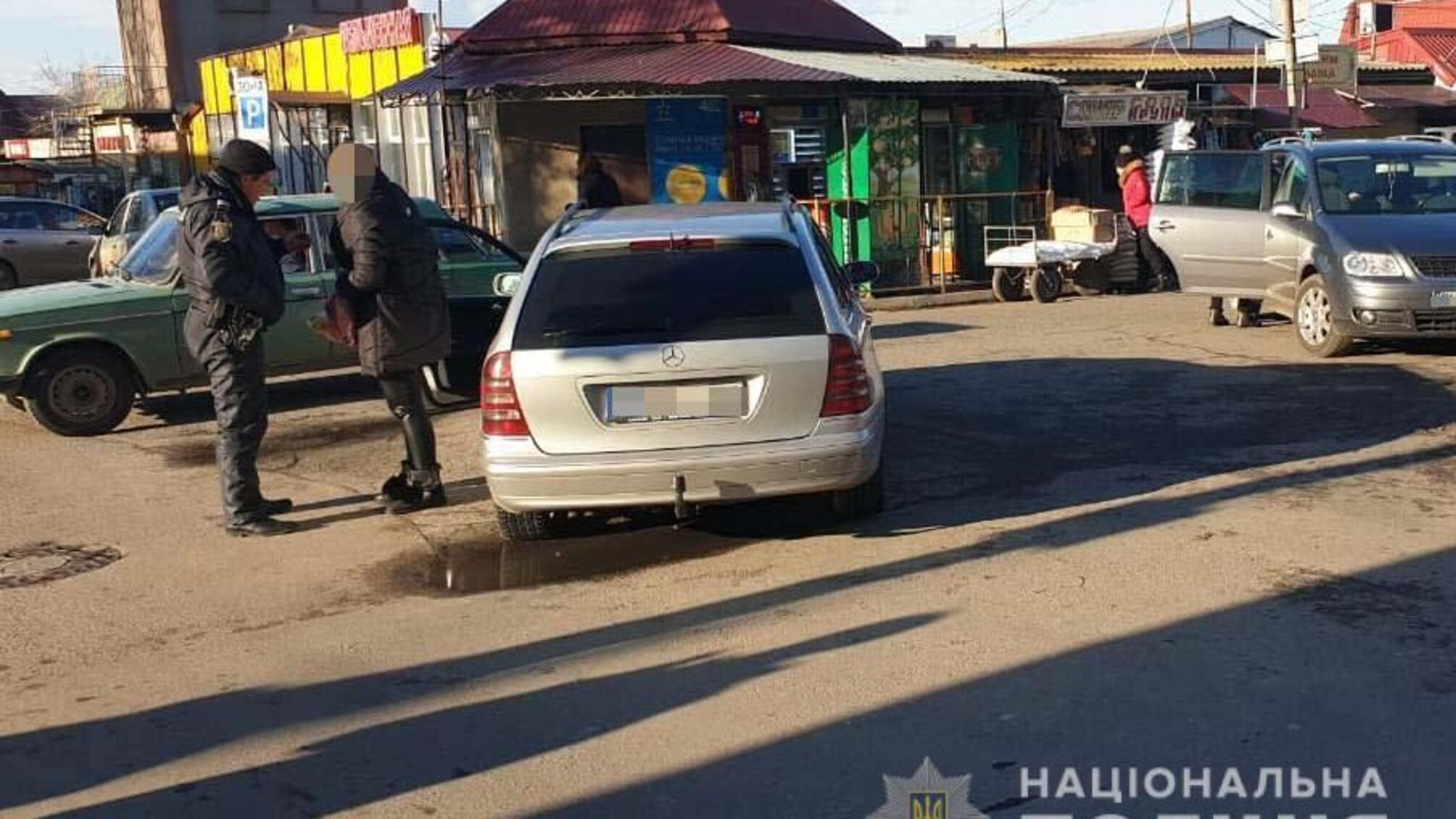 У Білгороді-Дністровському поліцейські нагадали автовласникам правила зупинки та стоянки