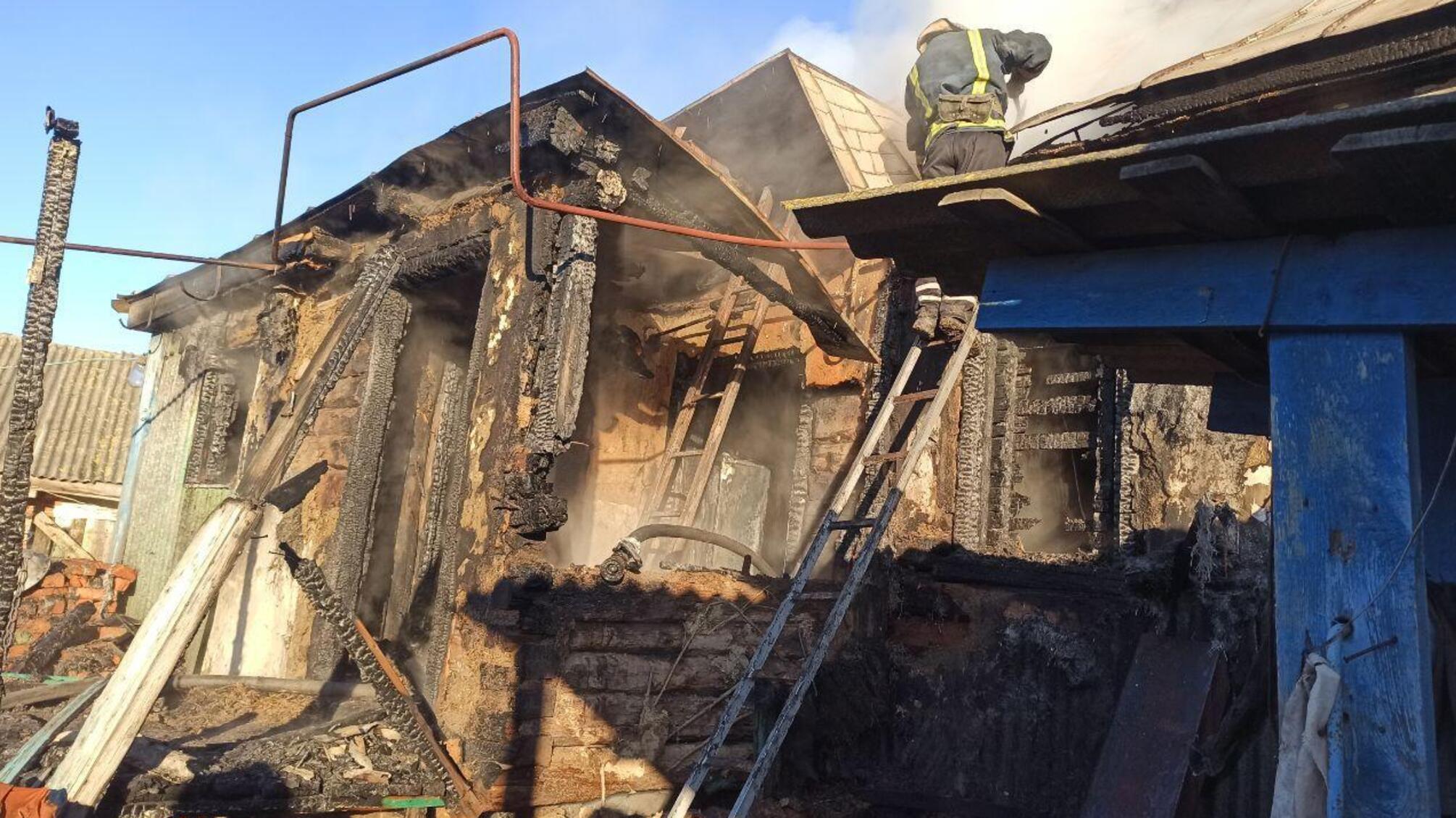 Сумська область: рятувальники ліквідували загоряння житлового будинку