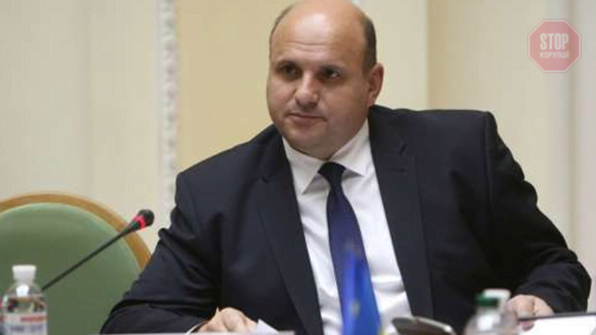 Майже 200 тисяч доларів хабара: голові Чернівецької облради повідомили про підозру (відео)