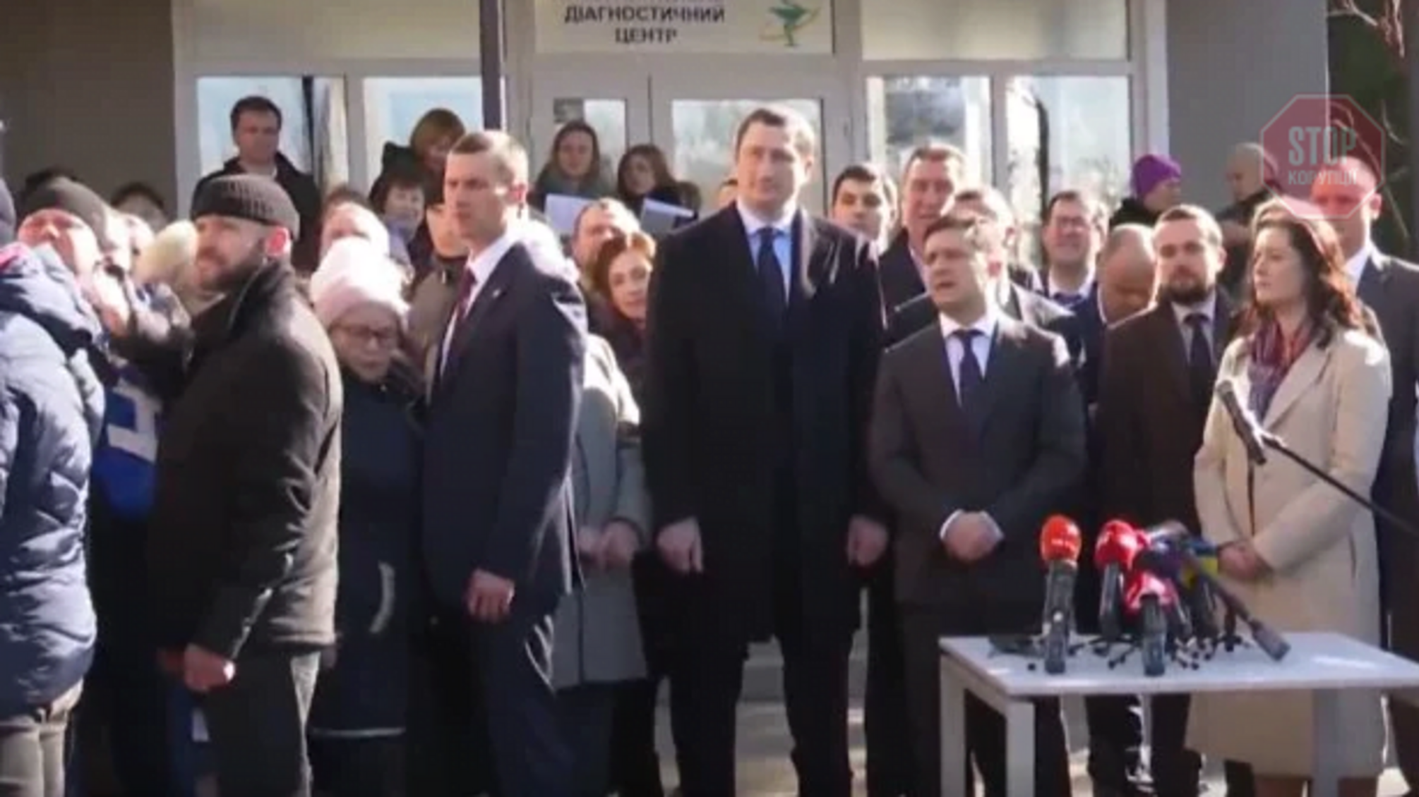 Відомий в Україні 'розбійник' звернувся до Зеленського (відео)