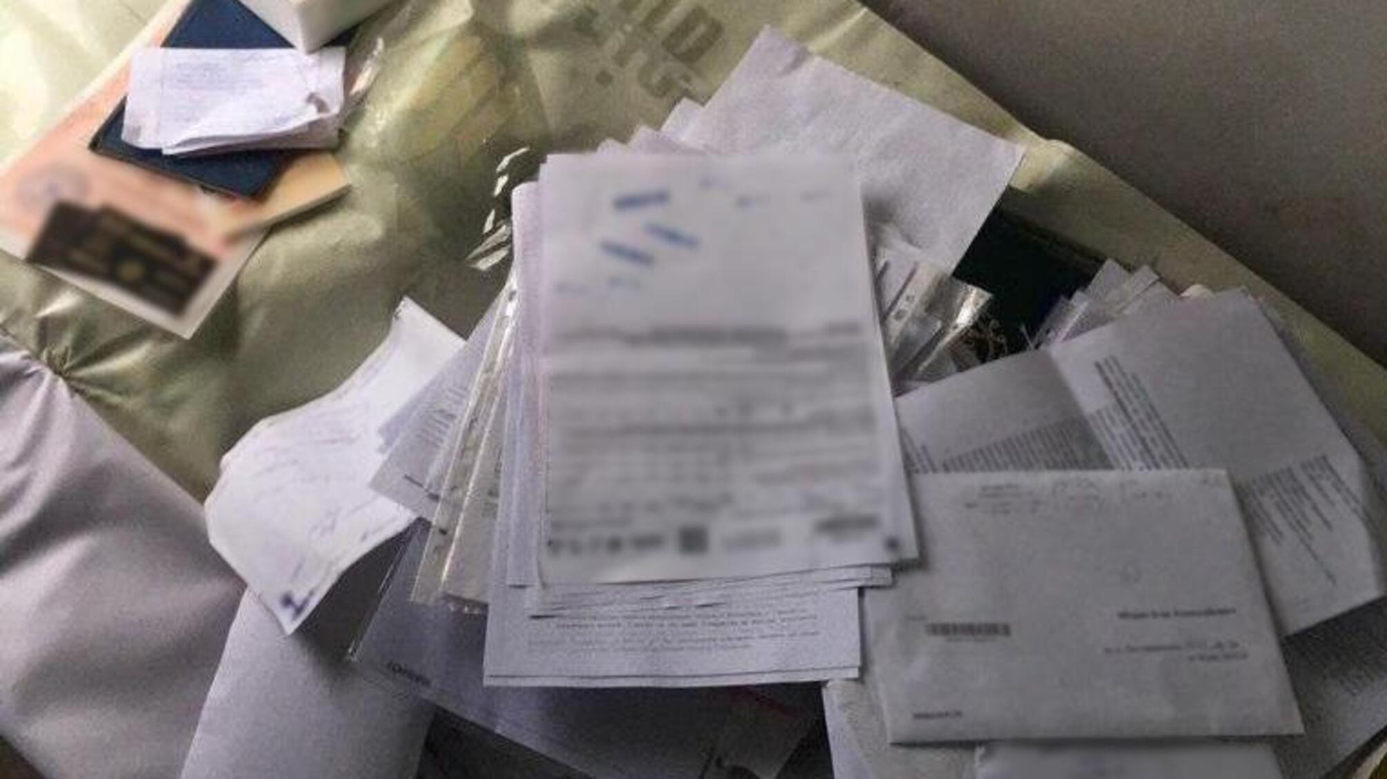 У столиці поліцейські викрили групу шахраїв, які продавали віртуальні посади