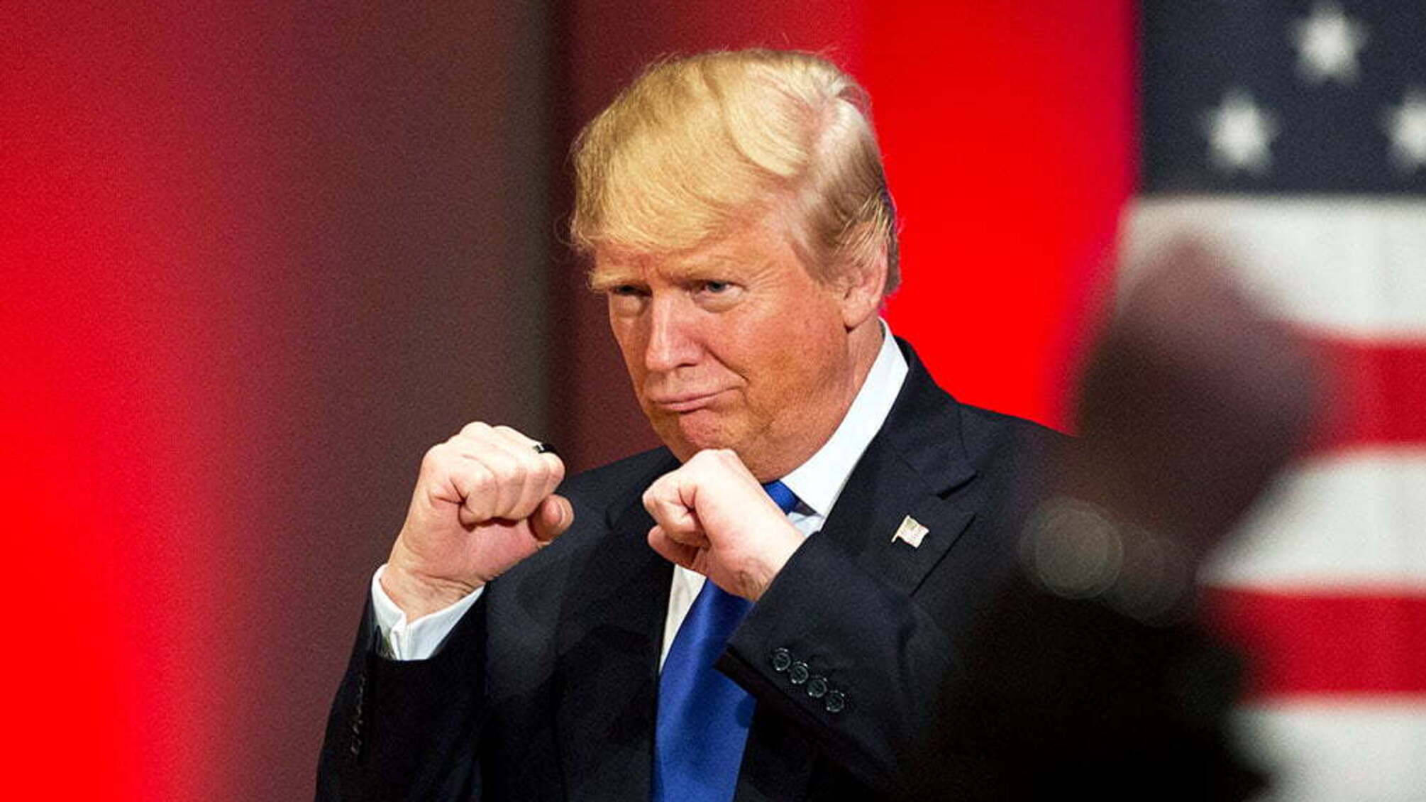 Імпічменту не буде: з Трампа зняли усі звинувачення