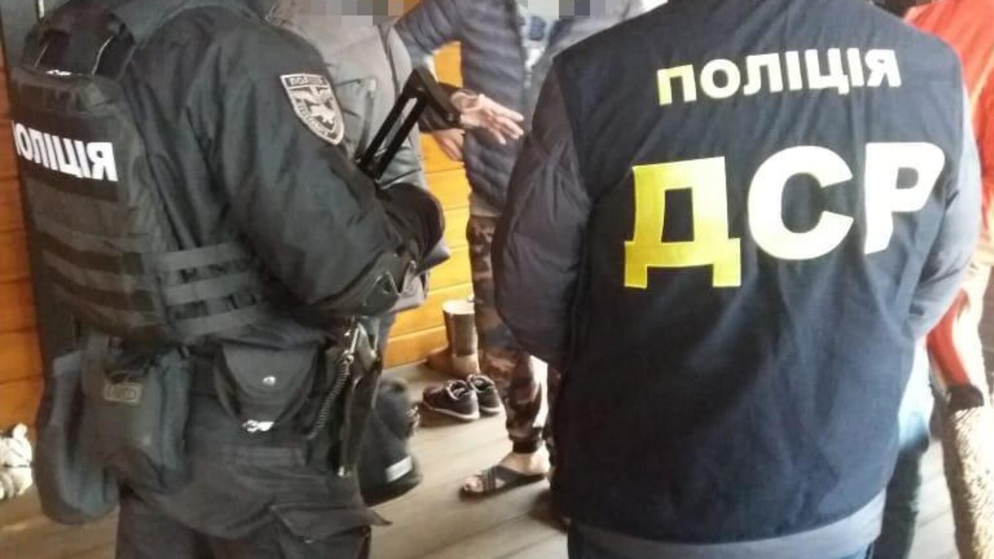 Нацполіція та ДБР повідомили про підозру посадовцю структурного підрозділу ЗСУ за привласнення грошей та майна