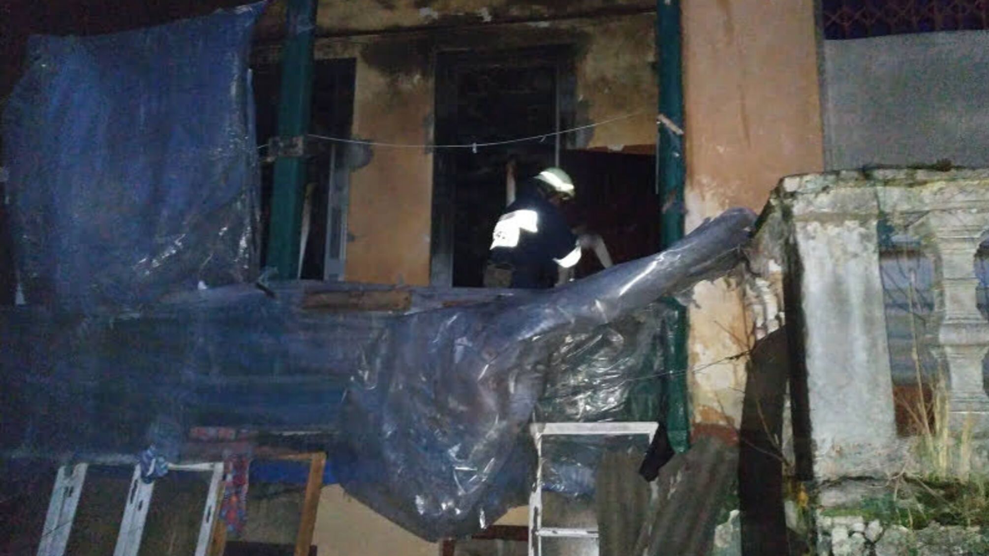 Львівська область: вогнеборці ліквідували пожежу в житловому будинку