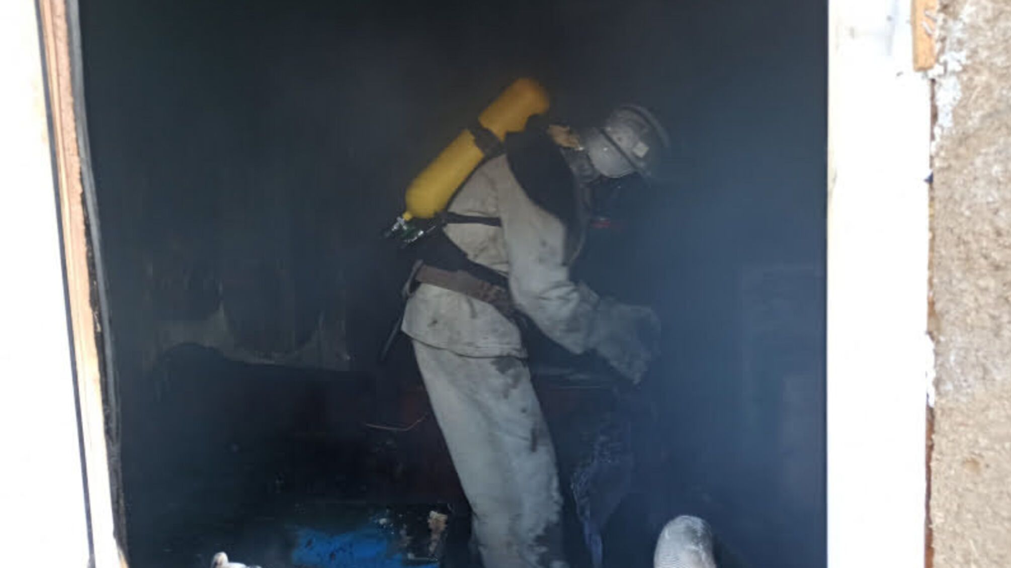 Рятувальники Кіровоградщини загасили 6 пожеж у житловому секторі та на відкритих територіях