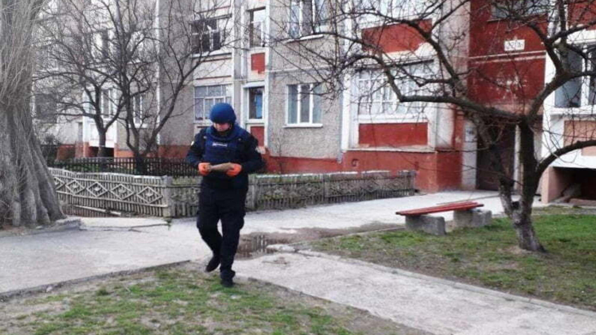 У Чернігові піротехніки ДСНС в житловому мікрорайоні вилучили та у встановленому порядку знищили мінометну міну калібром 82 мм часів війни