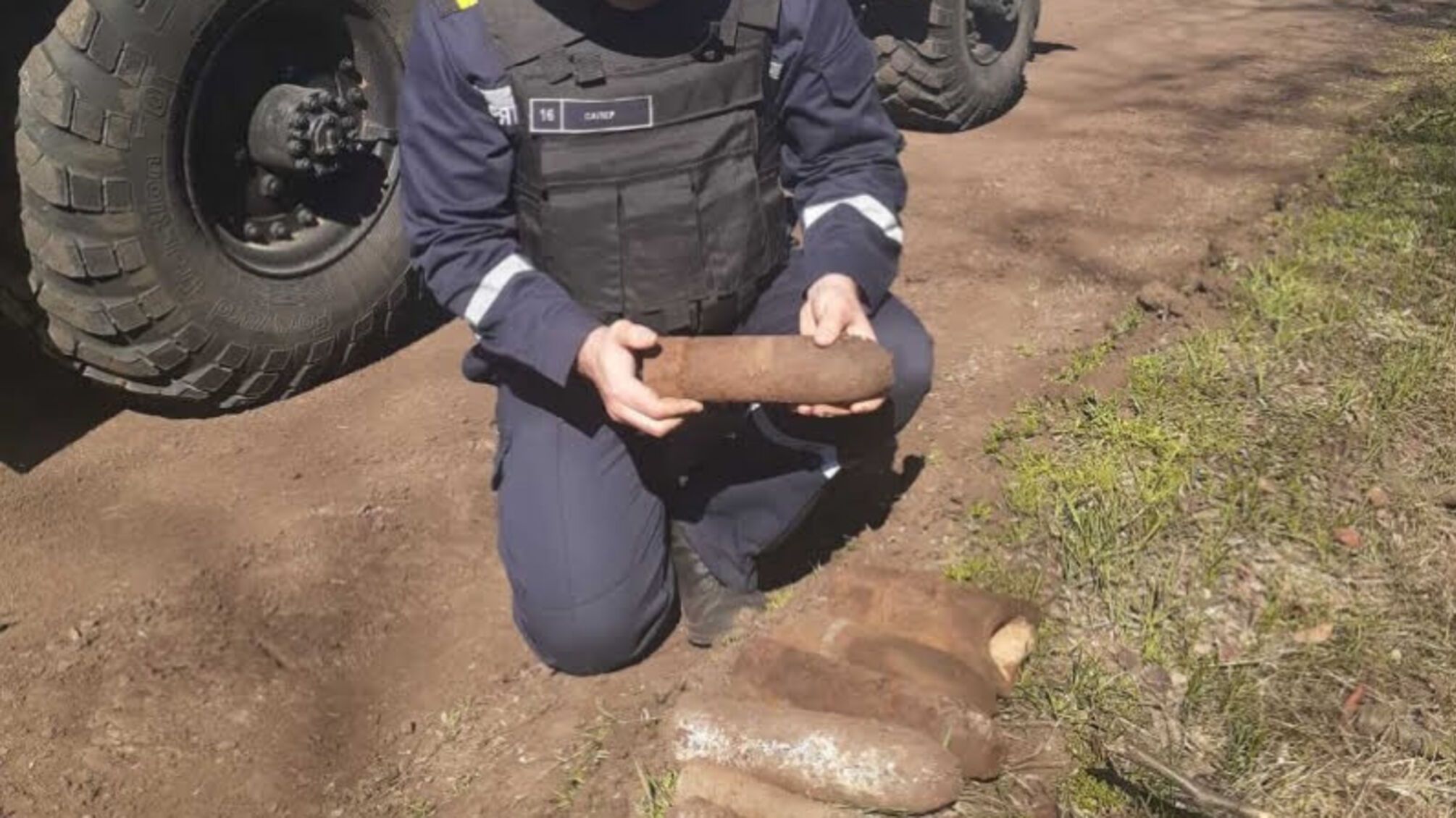 Одеська область: піротехніки вилучили та знищили вибухонебезпечні предмети часів Другої світової війни