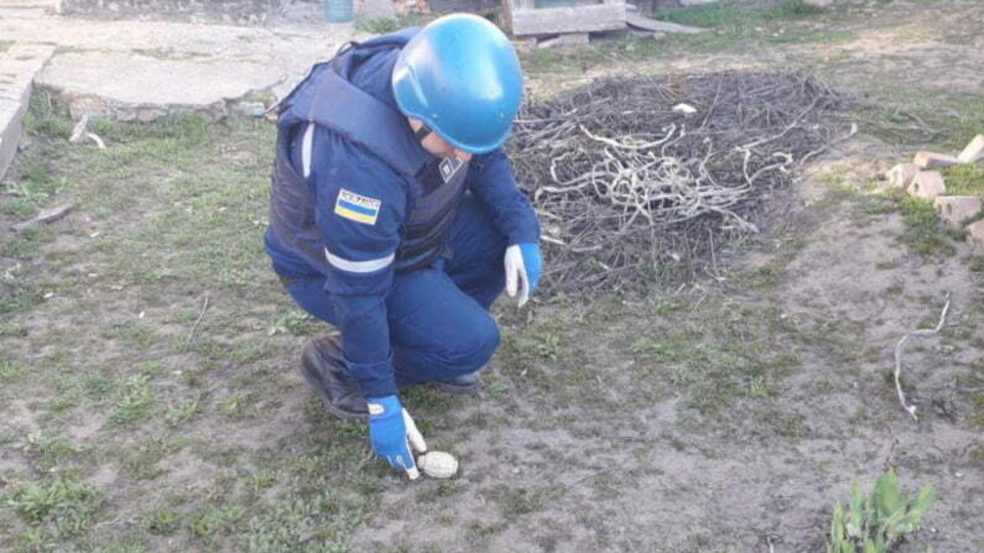 Кіровоградська область: піротехніки вилучили та знищили вибухонебезпечний предмет часів Другої світової війни