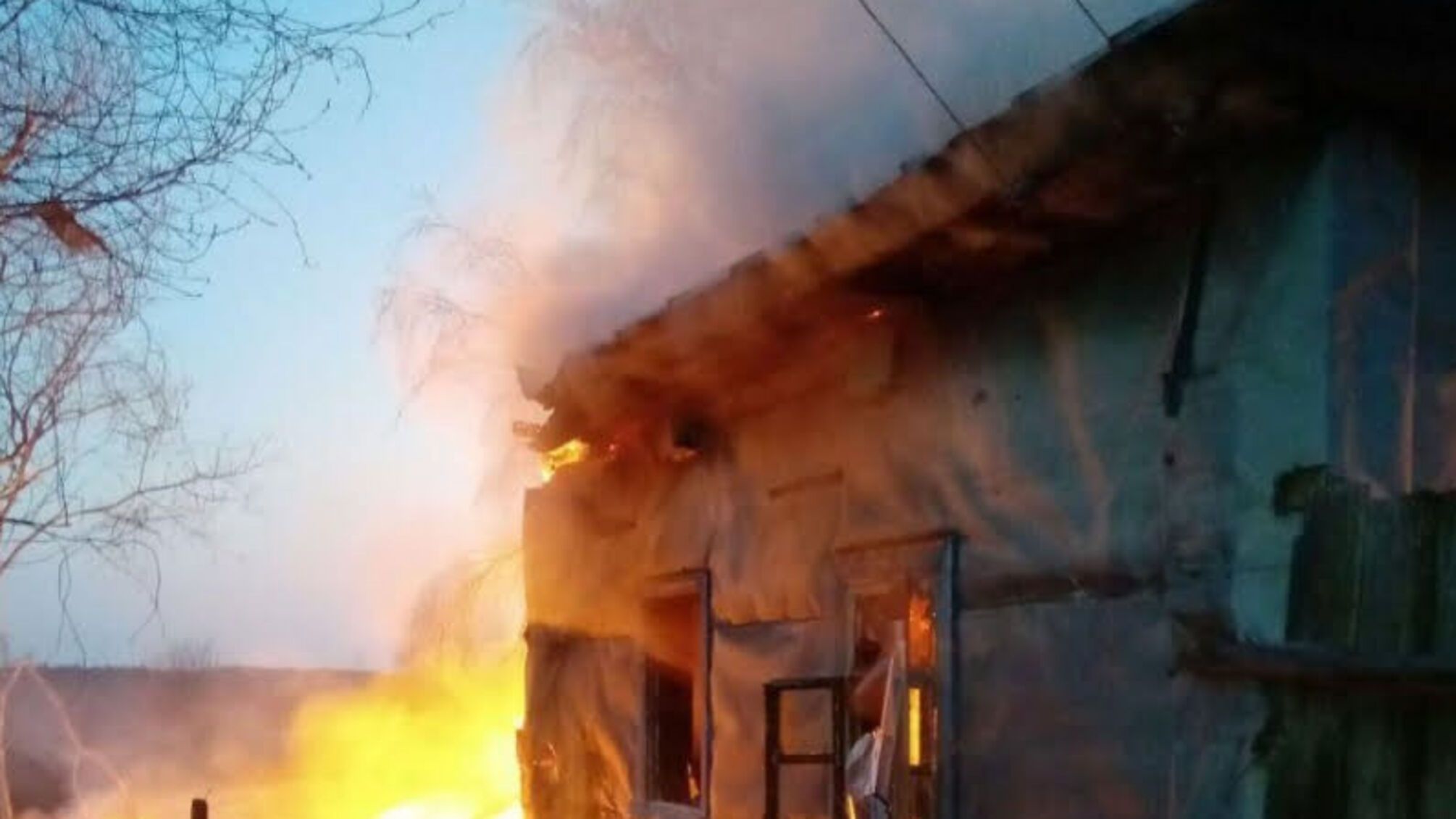 Сумська область: вогнеборці ліквідували загоряння житлового будинку