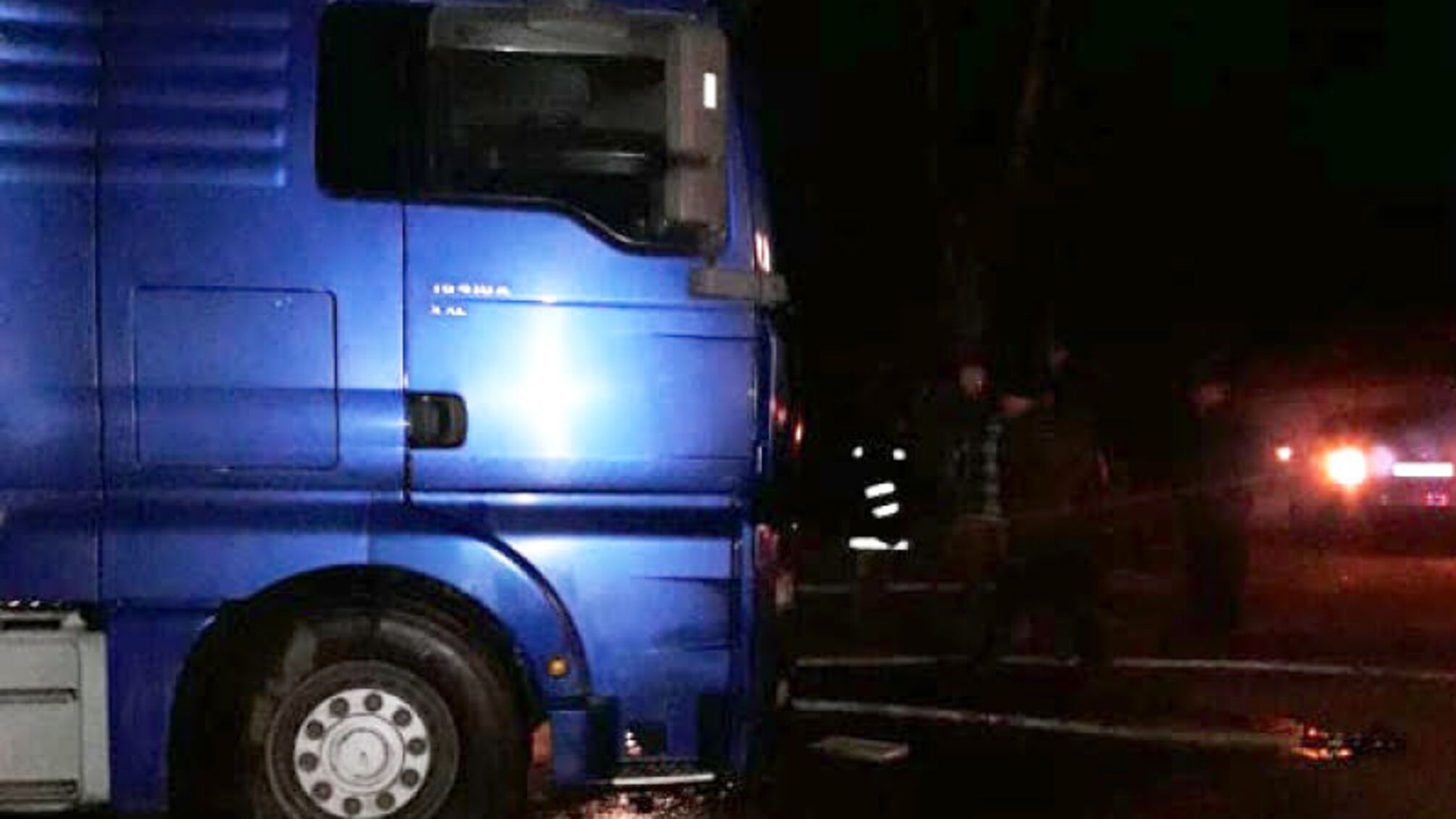 Миколаївська область: рятувальники ліквідували пожежу вантажного автомобіля
