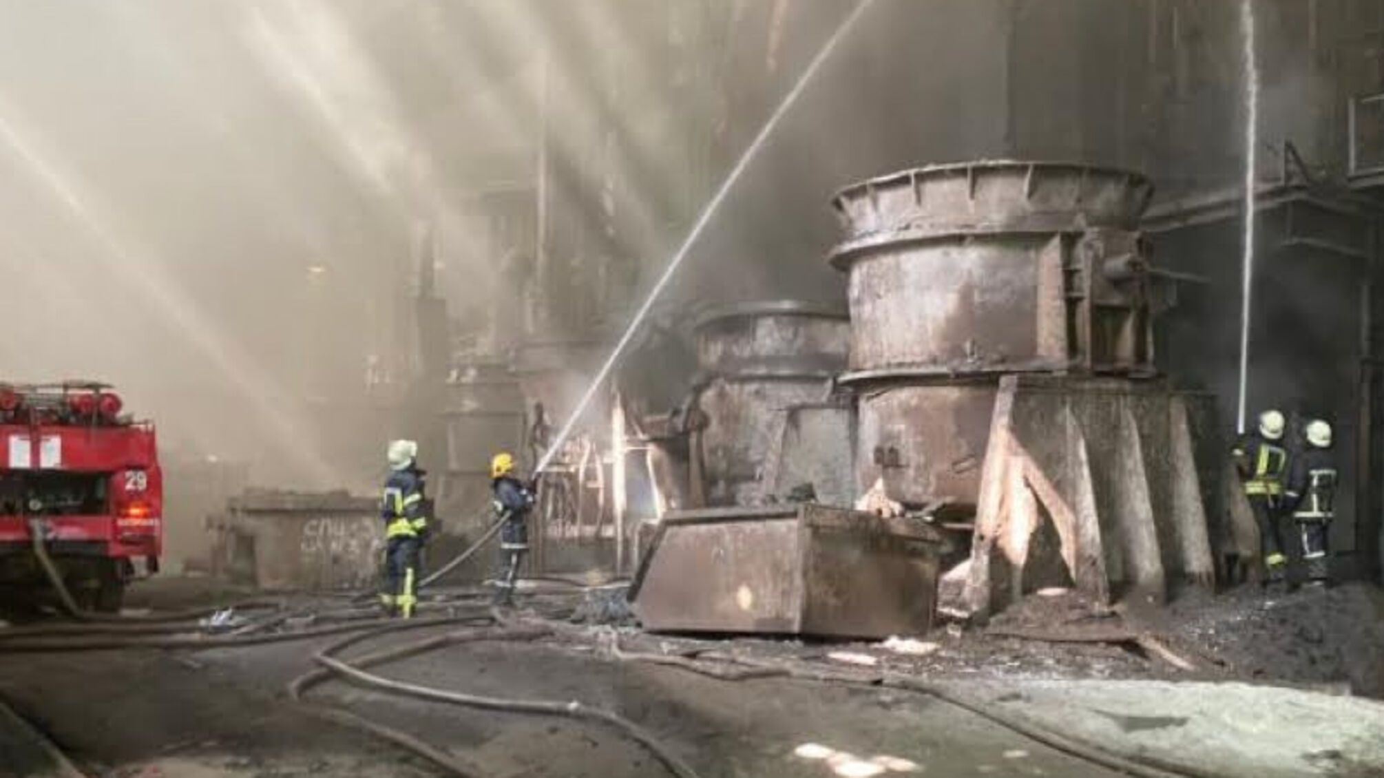 м. Запоріжжя: вогнеборці ліквідували загоряння трансформатору на ПрАТ «Дніпроспецсталь»
