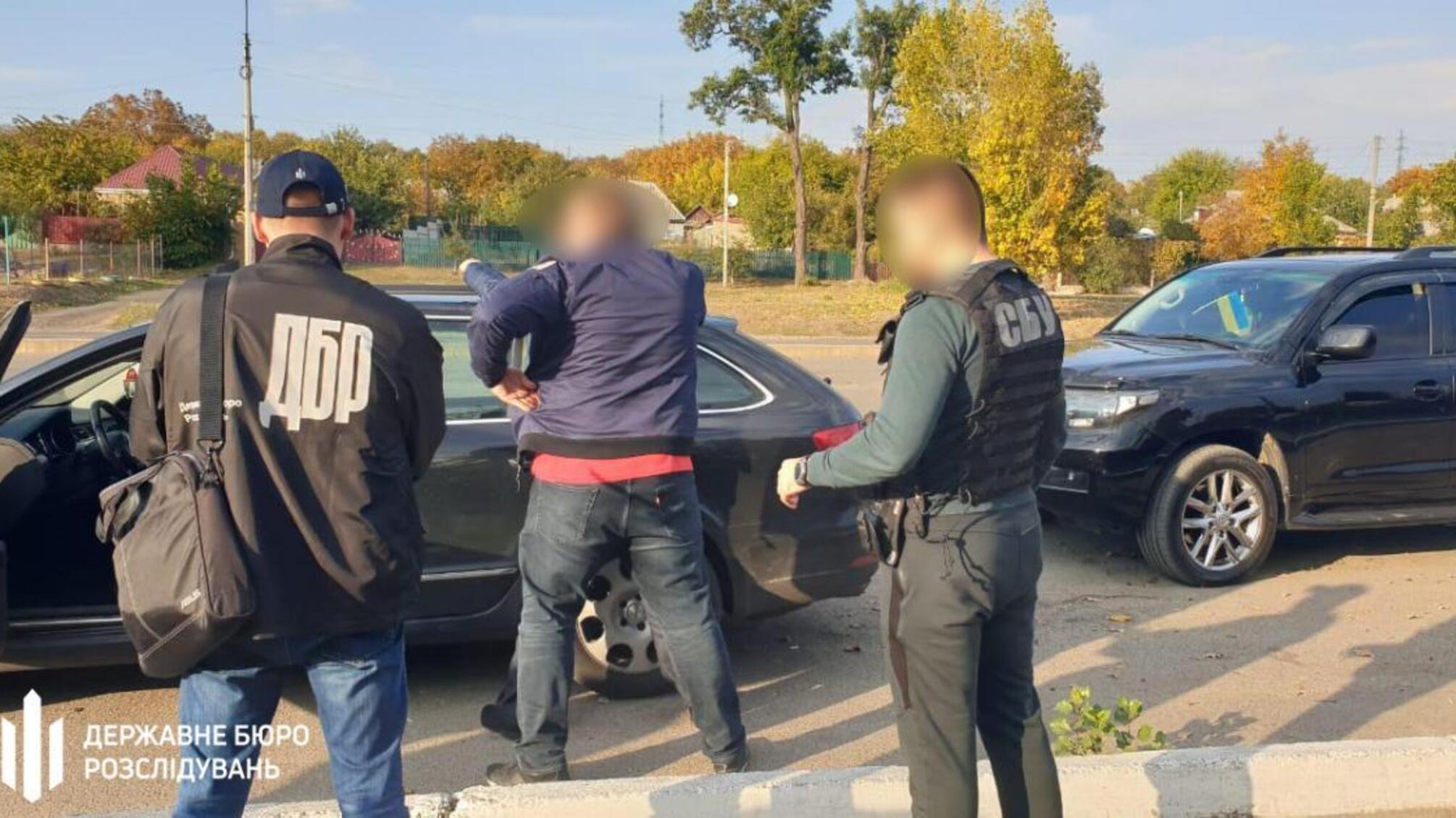 Хабар, щоб не відкривати справу про розтрату майна - прокурор постане перед судом