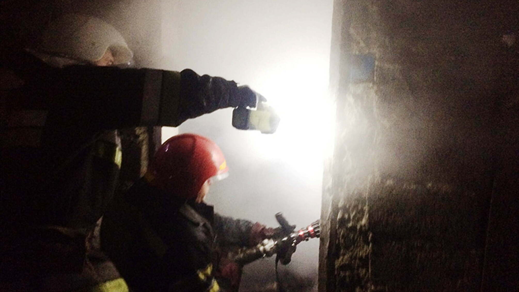 На Хмельниччині минулої доби силами підрозділів ДСНС ліквідовано дві пожежі