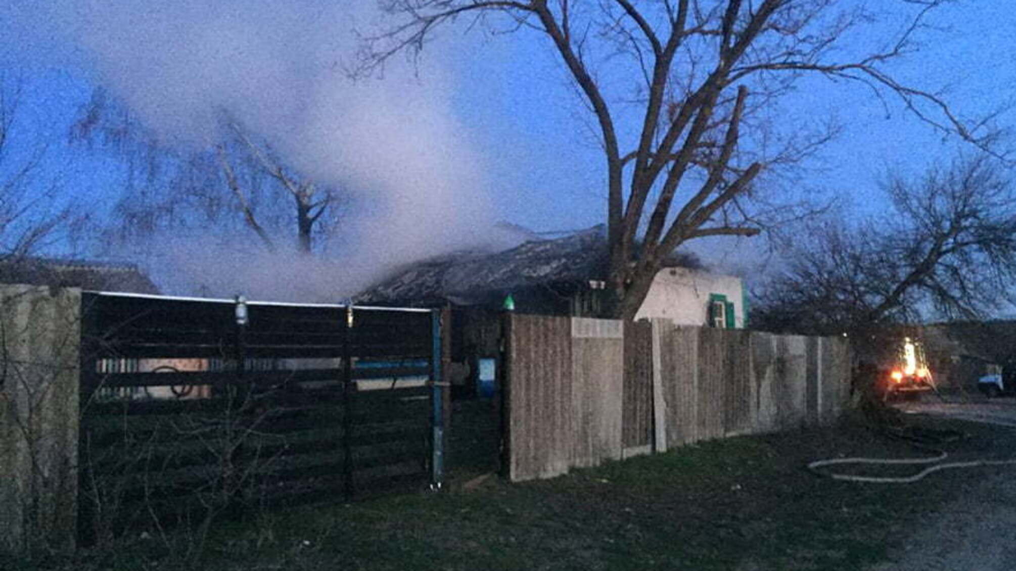 Полтавська область: вогнеборці загасили пожежу в будинку