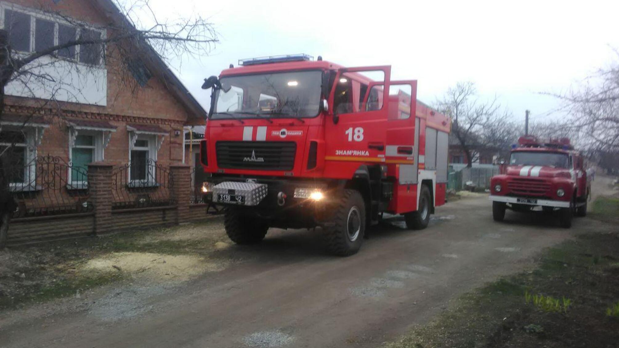 Кіровоградська область: вогнеборці приборкали 2 пожежі у житловому секторі