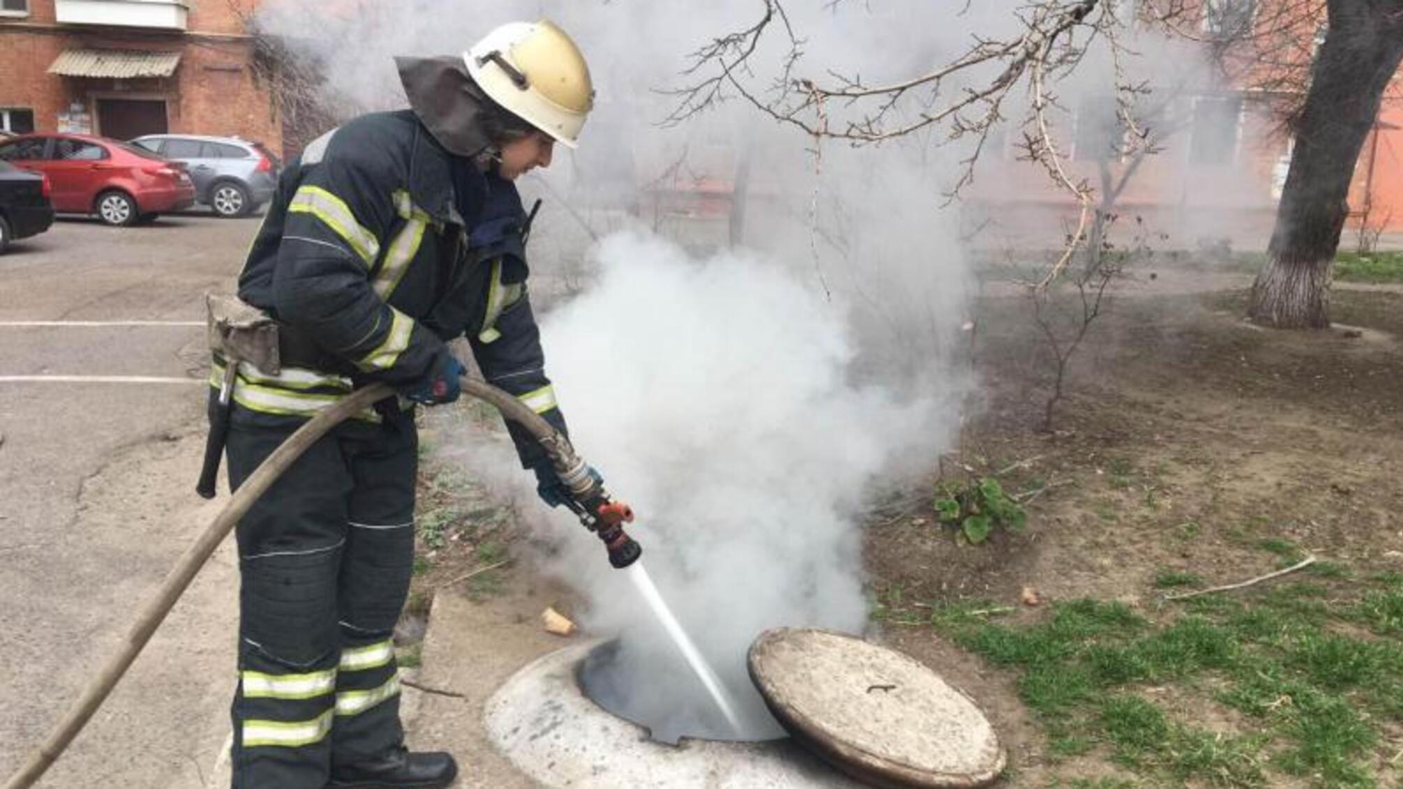 Кіровоградська область: рятувальники ДСНС спільно з вогнеборцями місцевих пожежних команд приборкали 6 пожеж різного характеру