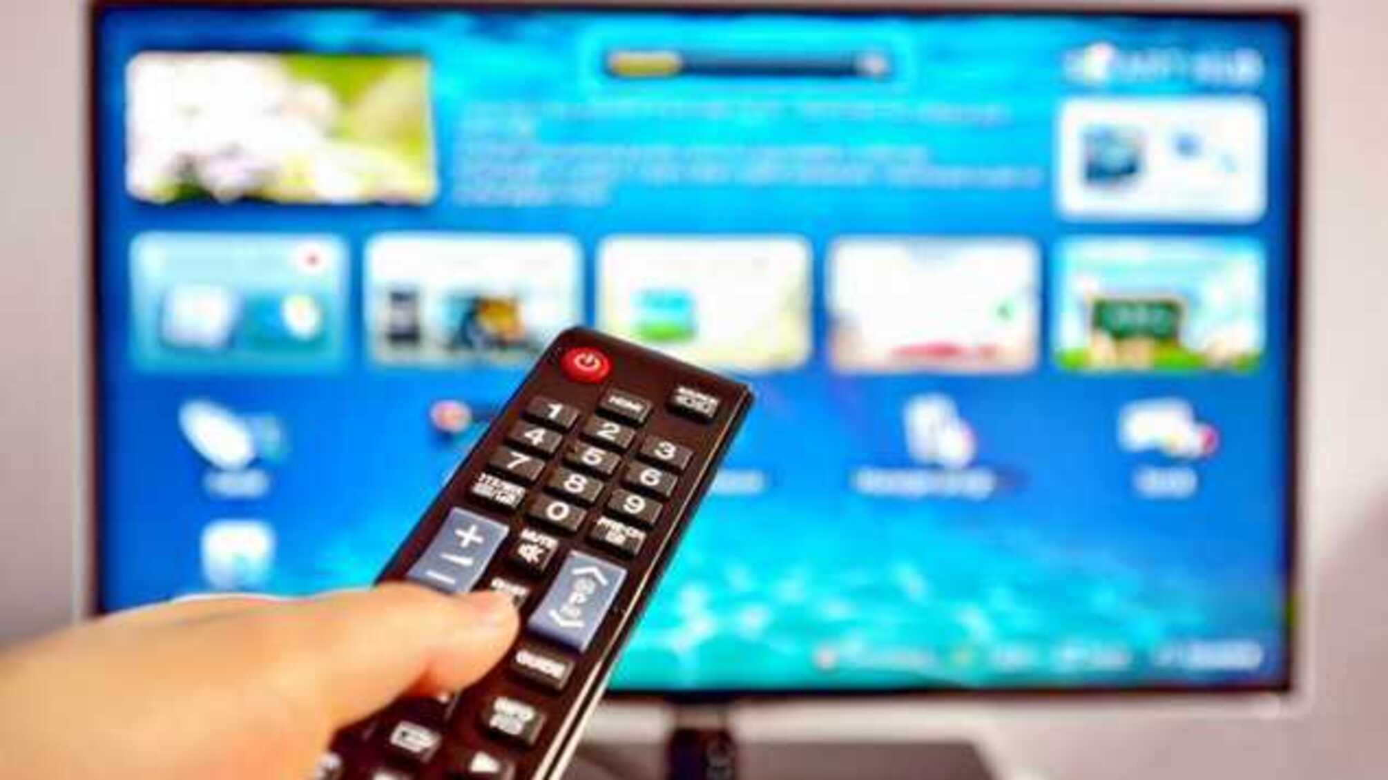 Закодированные украинские спутниковые телеканалы станут доступны после 16 марта — Зеленский