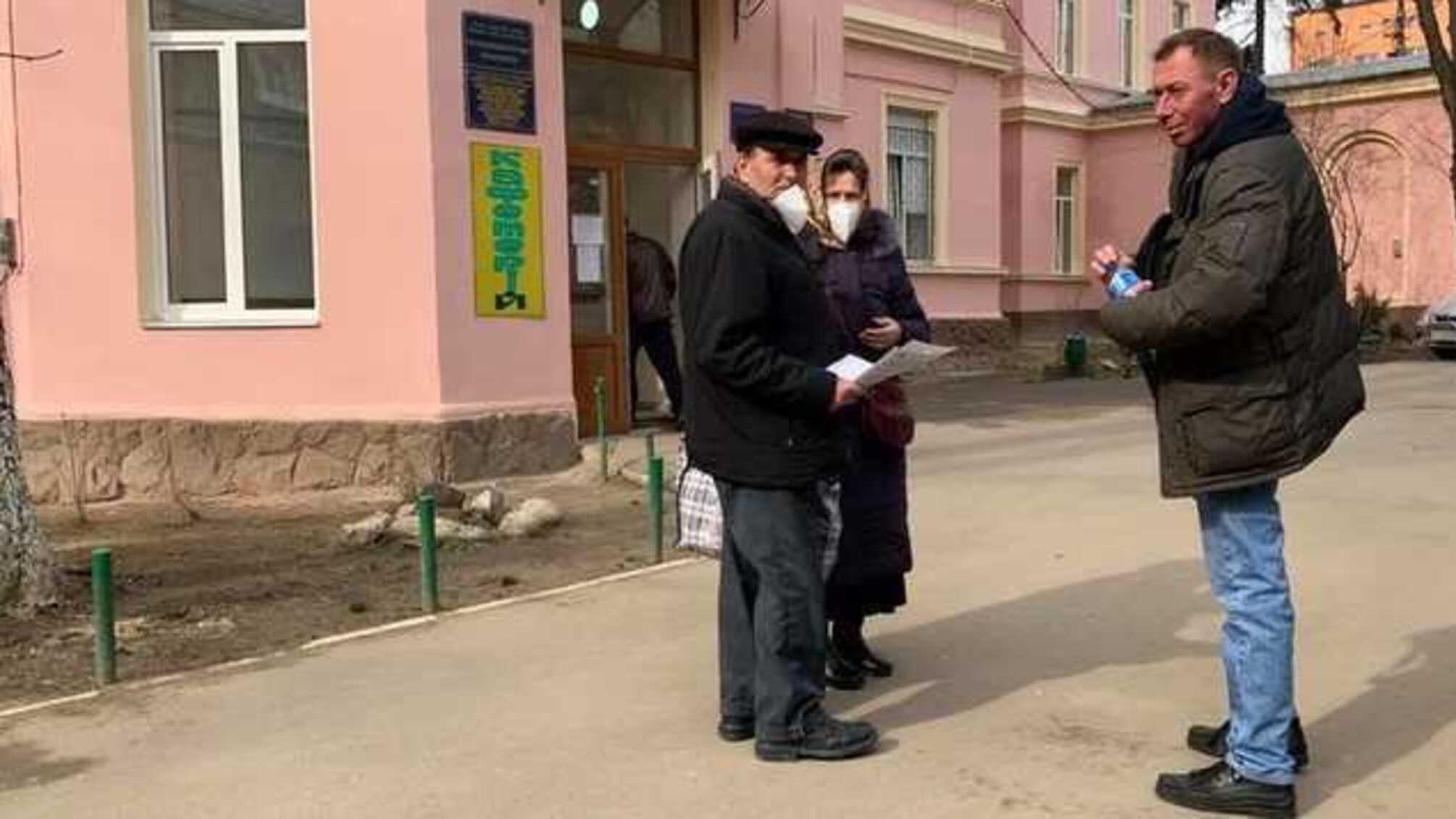 В случае массового заражения коронавирусом госпитализация украинцам будет не нужна - Минздрав