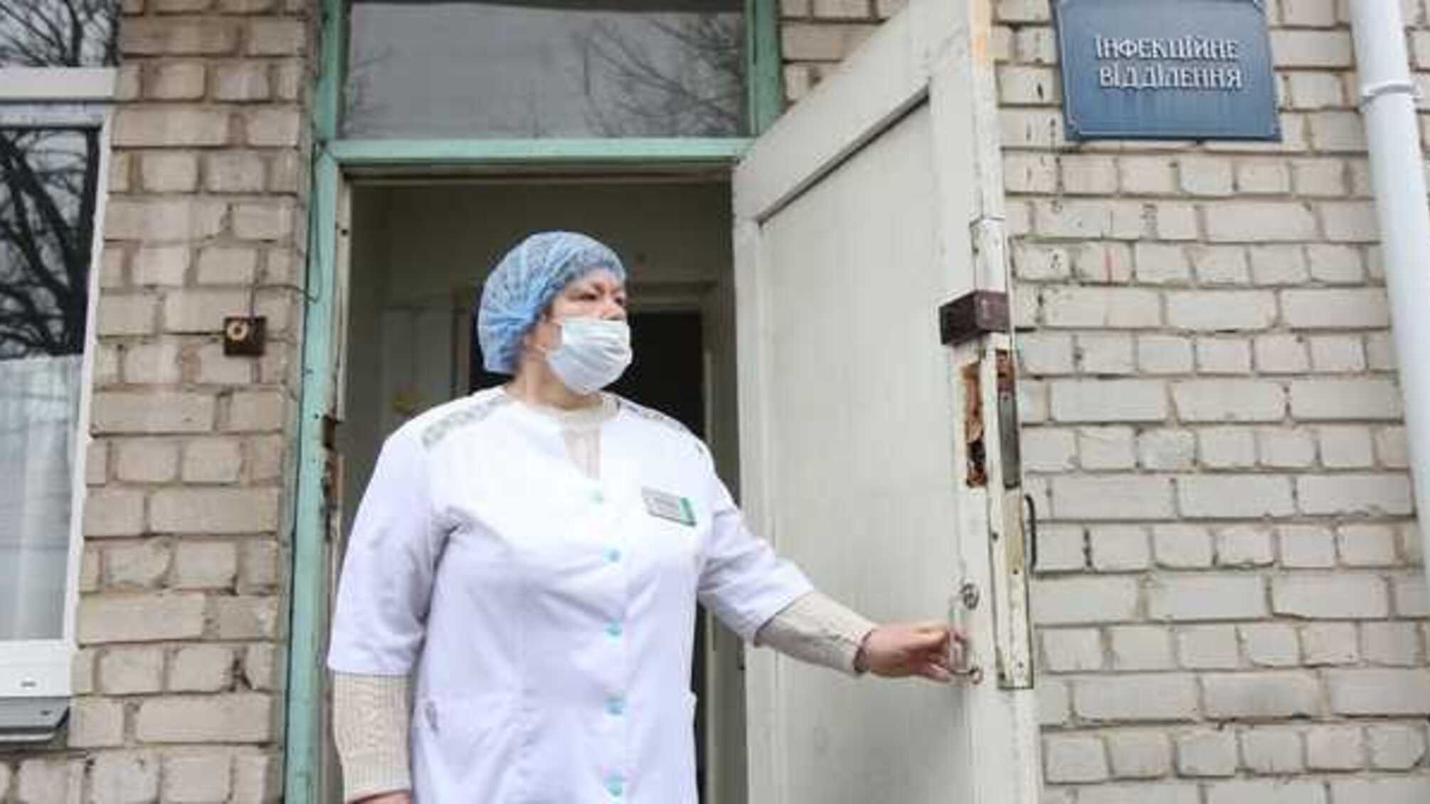 Стан зараженого коронавірусом українця стабільний, але симптоми все ще є, — Чернівецька ОДА