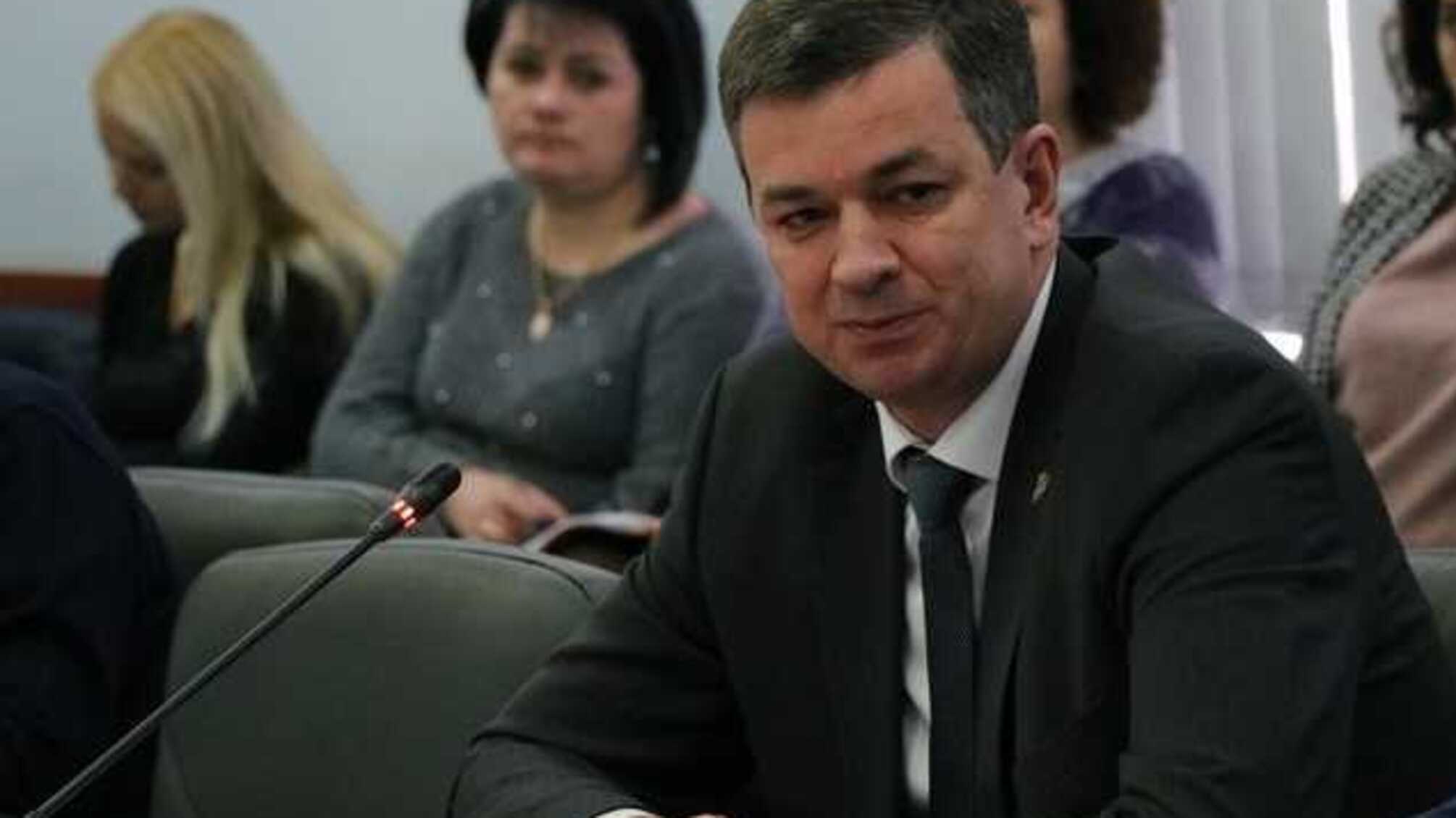 Губернатор Херсонщини підтвердив факт еротичних танців в ОДА та переклав відповідальність на підлеглого