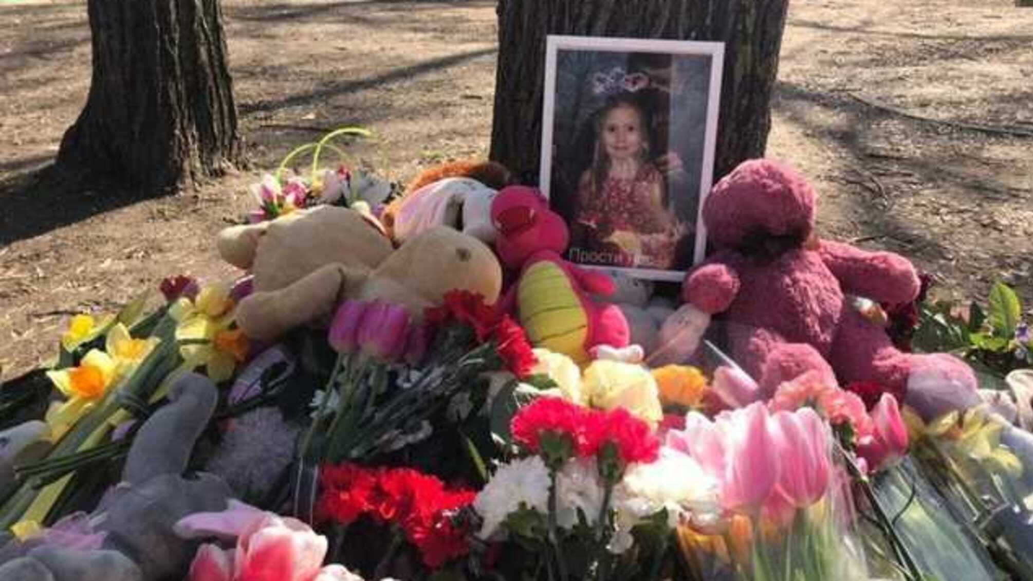 Одному з керівників запорізького парку оголосили підозру через скульптуру, яка впала і вбила дівчинку