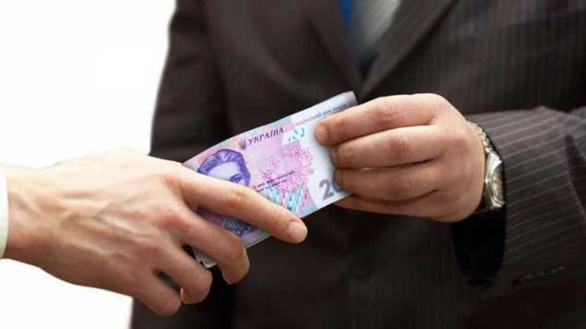 Працівників міністерства підозрюють у вимаганні $75 тисяч за посаду