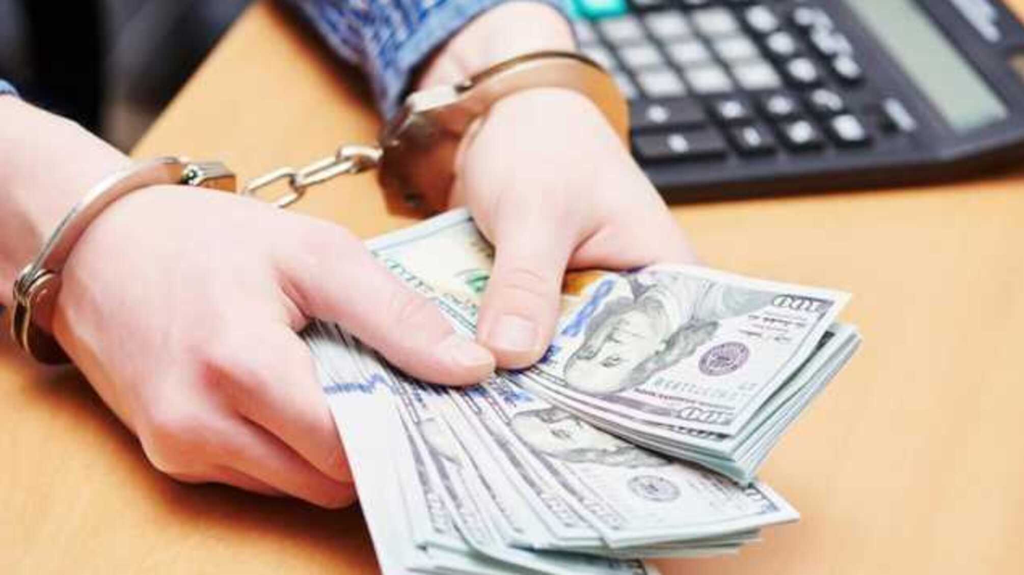 Задержаны сотрудники Минюста и ГУИС, требовавшие миллион долларов взятки
