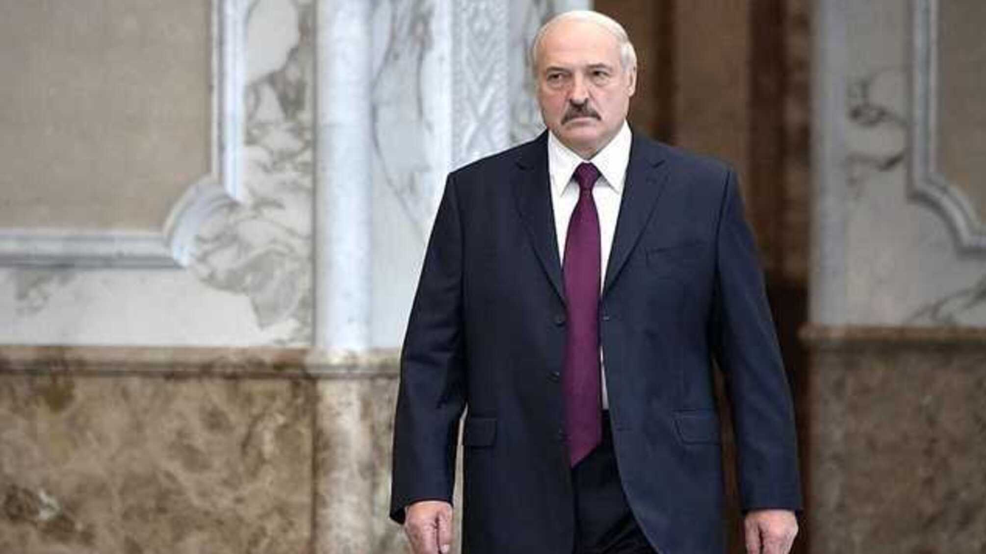Бацька назвал коронавирус психозом, который кому-то на руку