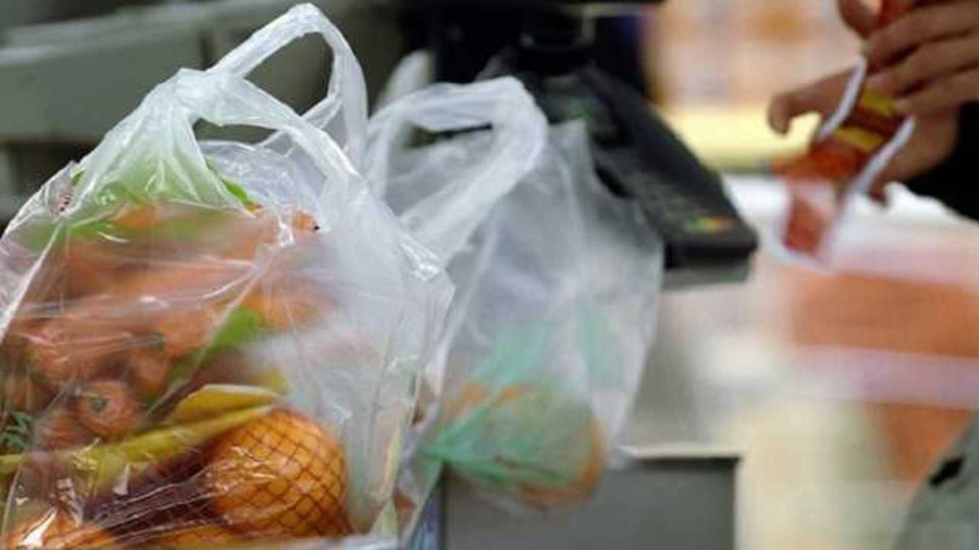 После распаковки продуктов из магазина необходимо мыть руки минимум 45 секунд, - главный санврач Ляшко