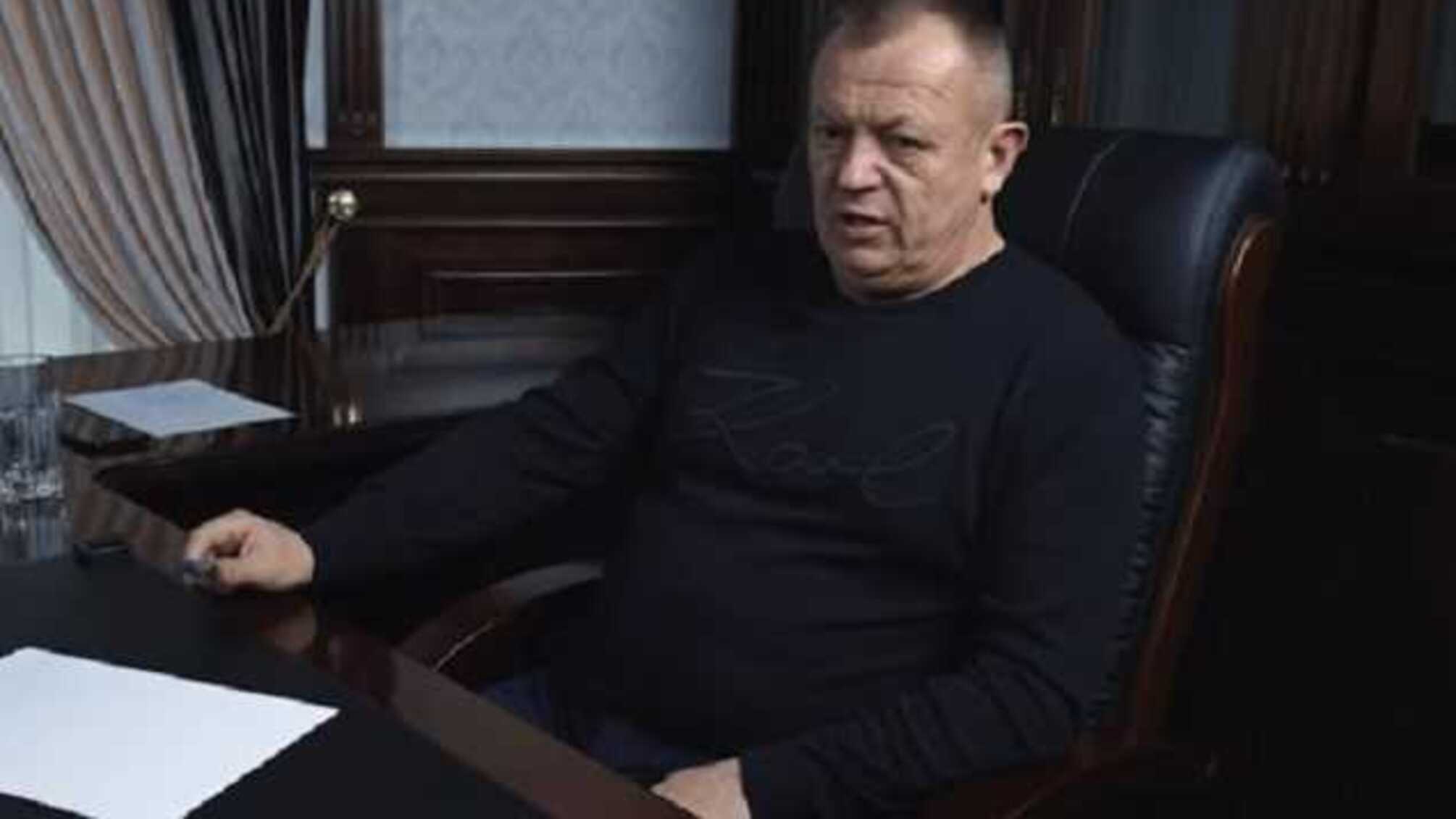 Владелец финансовой пирамиды B2B Jewelry мошенник Николай Гонта полностью остановил выплату средств вкладчикам