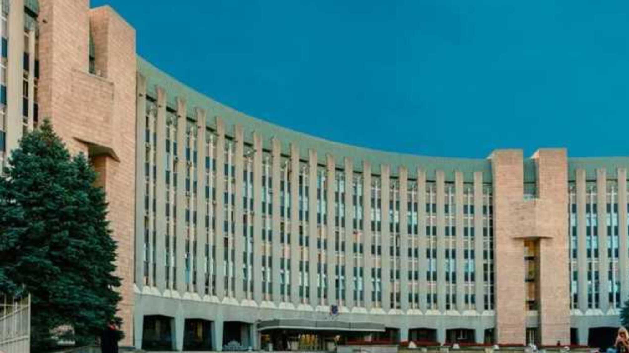 Компанія рейдера Геннадія Корбана та одіозних коррупціонерів братів Дубінських під шумок карантину викачала з бюджету Дніпра мільярд