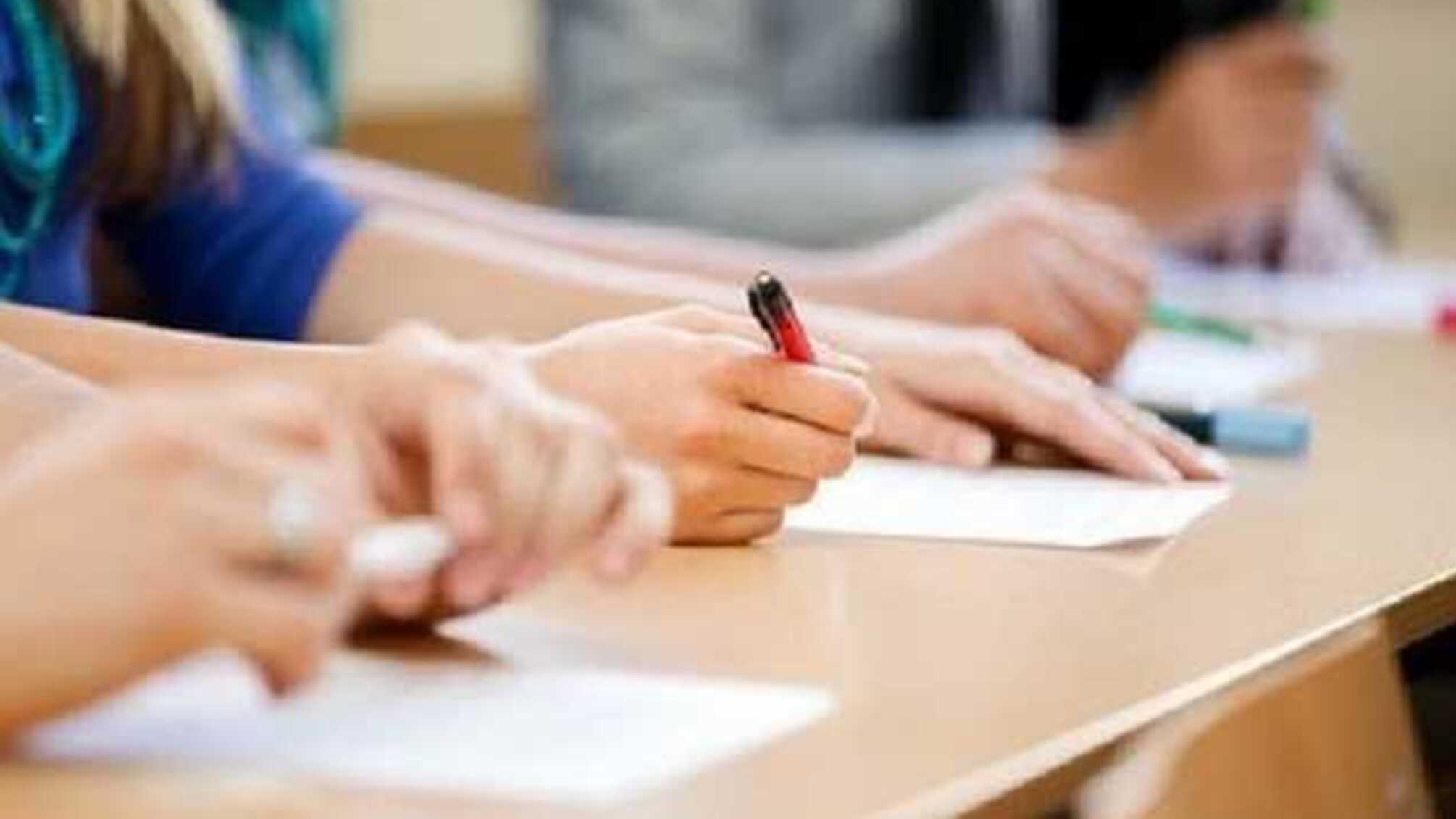 В Україні цьогоріч скасували ДПА у 4 та 9 класах