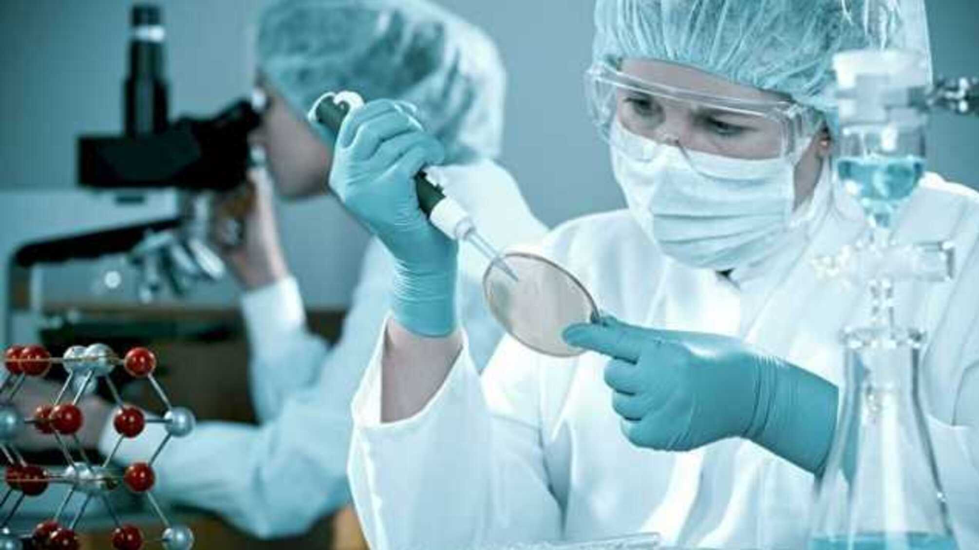 Стало известно, когда коронавирус наиболее заразен