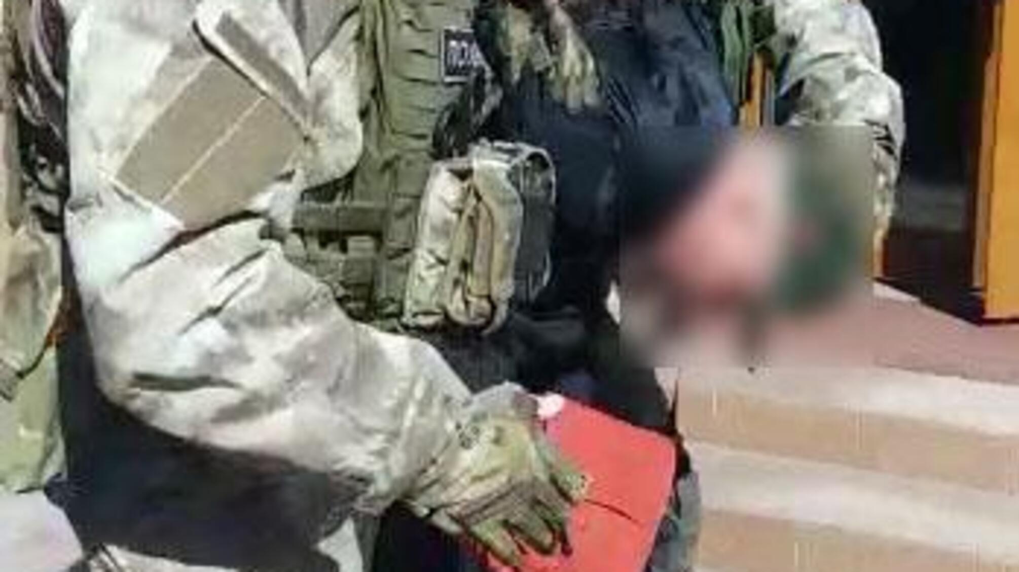 У Херсоні поліцейські викрили групу чоловіків, які вимагали неіснуючі борги у громадян