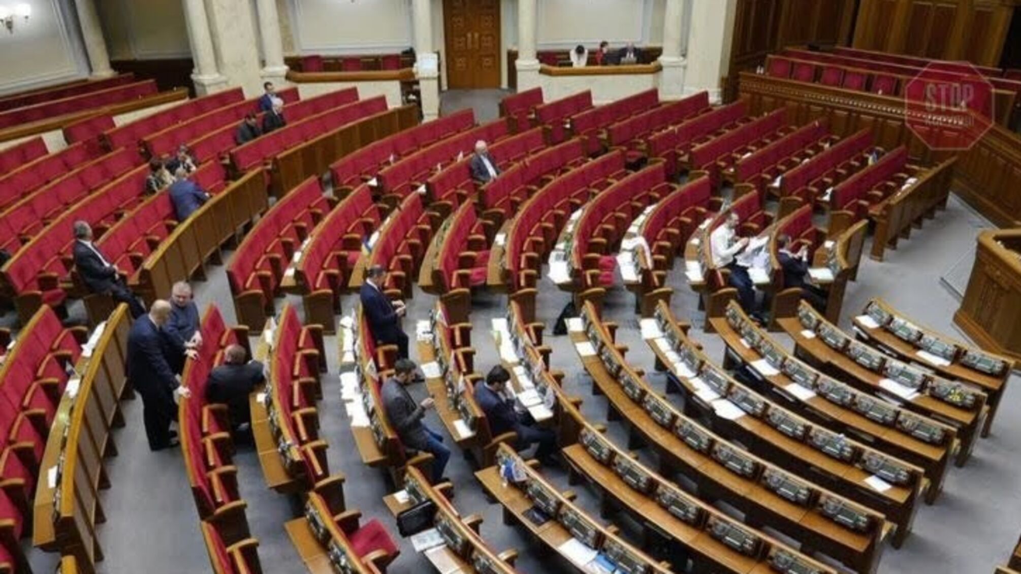 У Мережу виклали імена найбільших прогульників українського парламенту: Рабінович лідирує