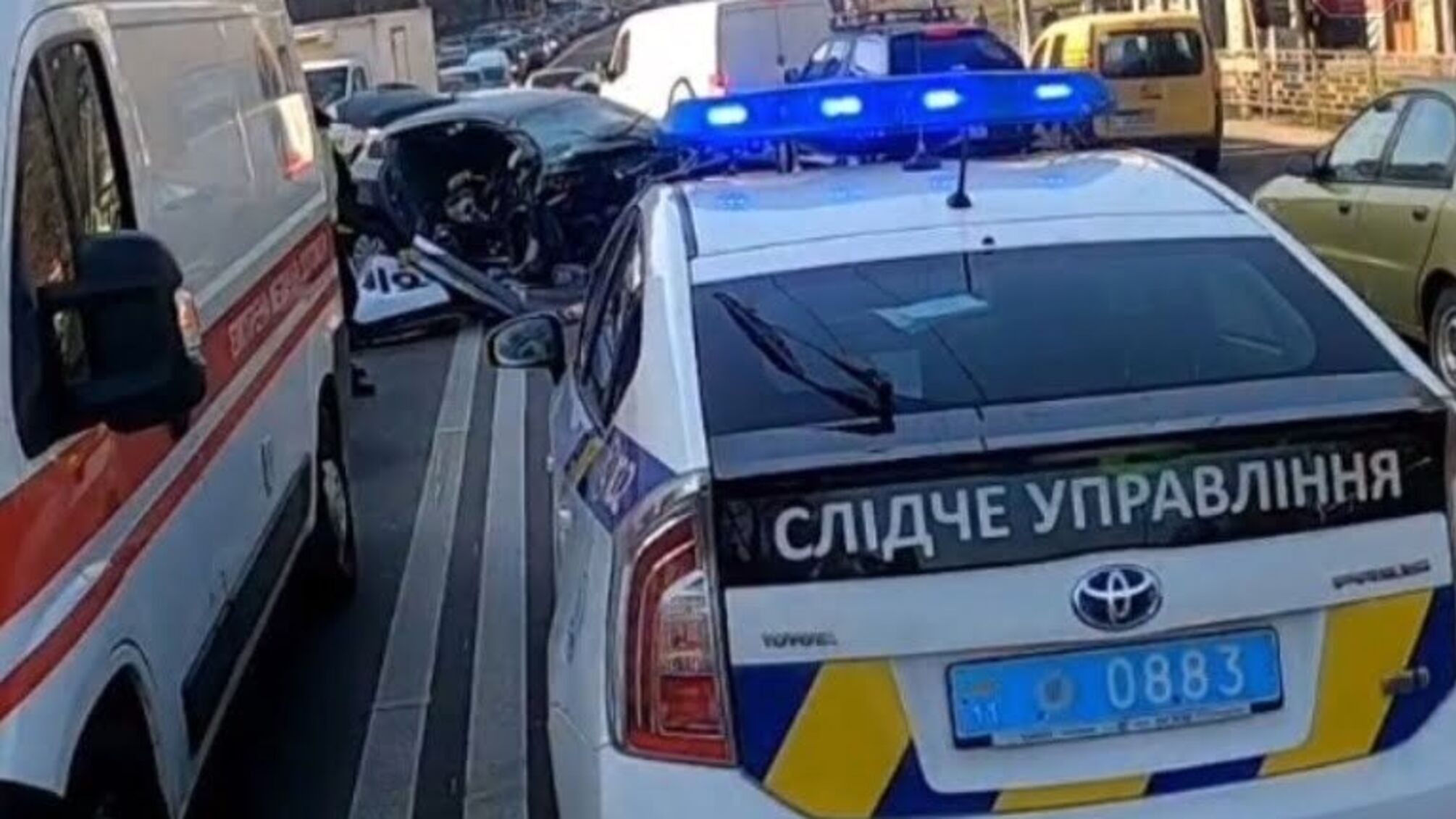 У столиці на очах у доньки загинула медпрацівниця, яка їхала на роботу у таксі