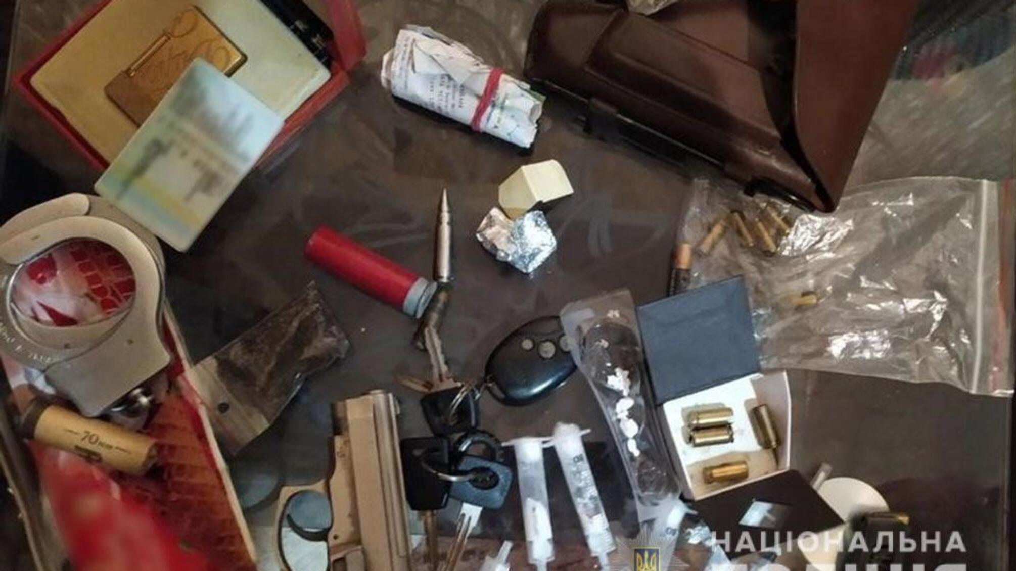 В Черкасах поліцейські затримали чоловіків, які стріляли в місцевого жителя