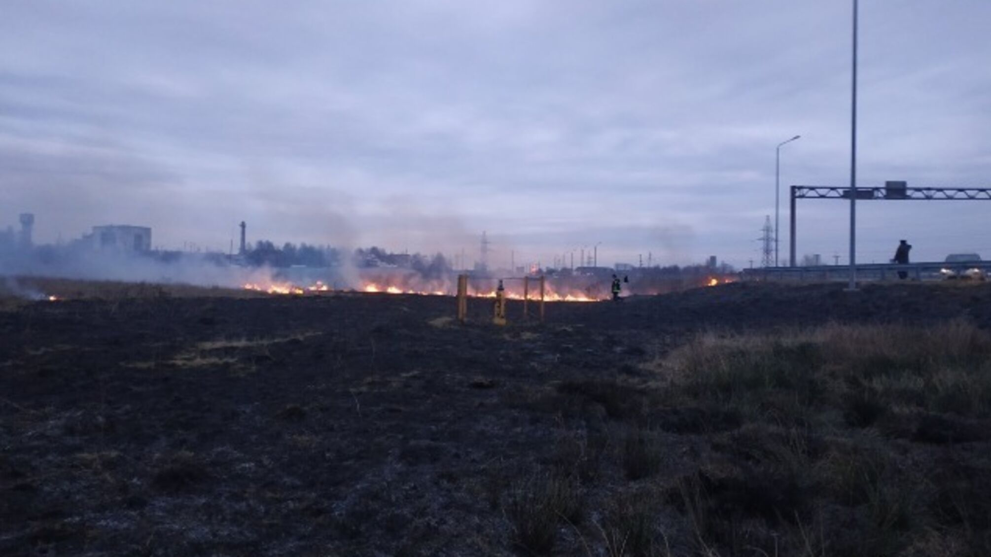Житомирська область: за минулу добу в регіоні ліквідовано 10 загорянь сухої трави