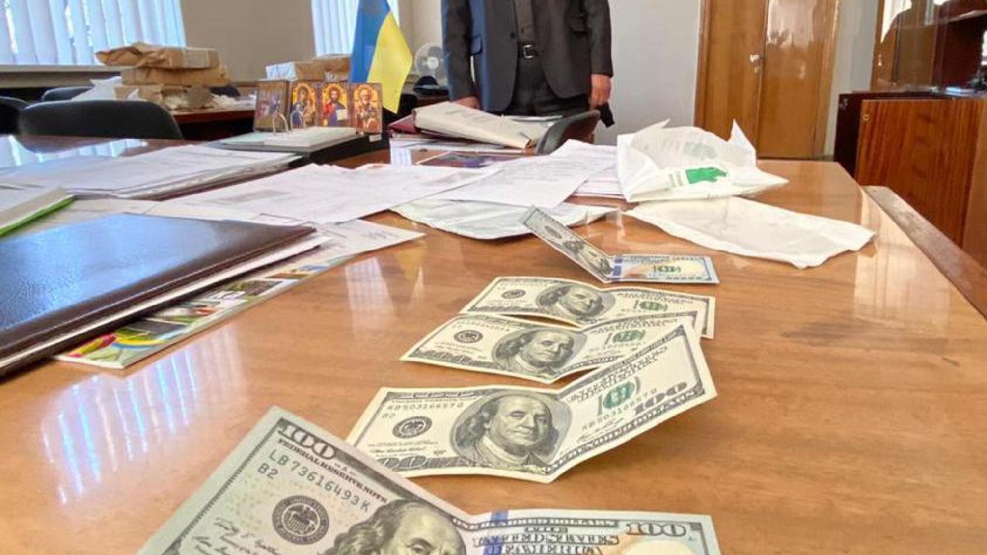 На Київщині поліція затримала міського голову на хабарі