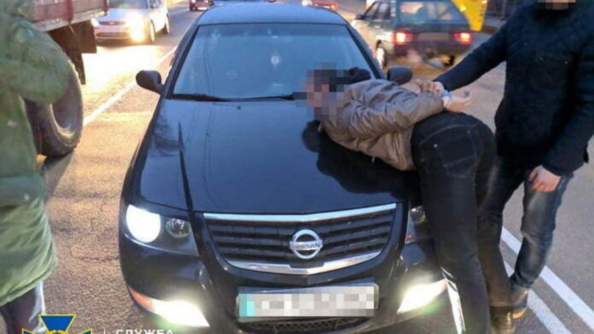 У Черкасах СБУ блокувала підпільне виготовлення та продаж вогнепальної зброї