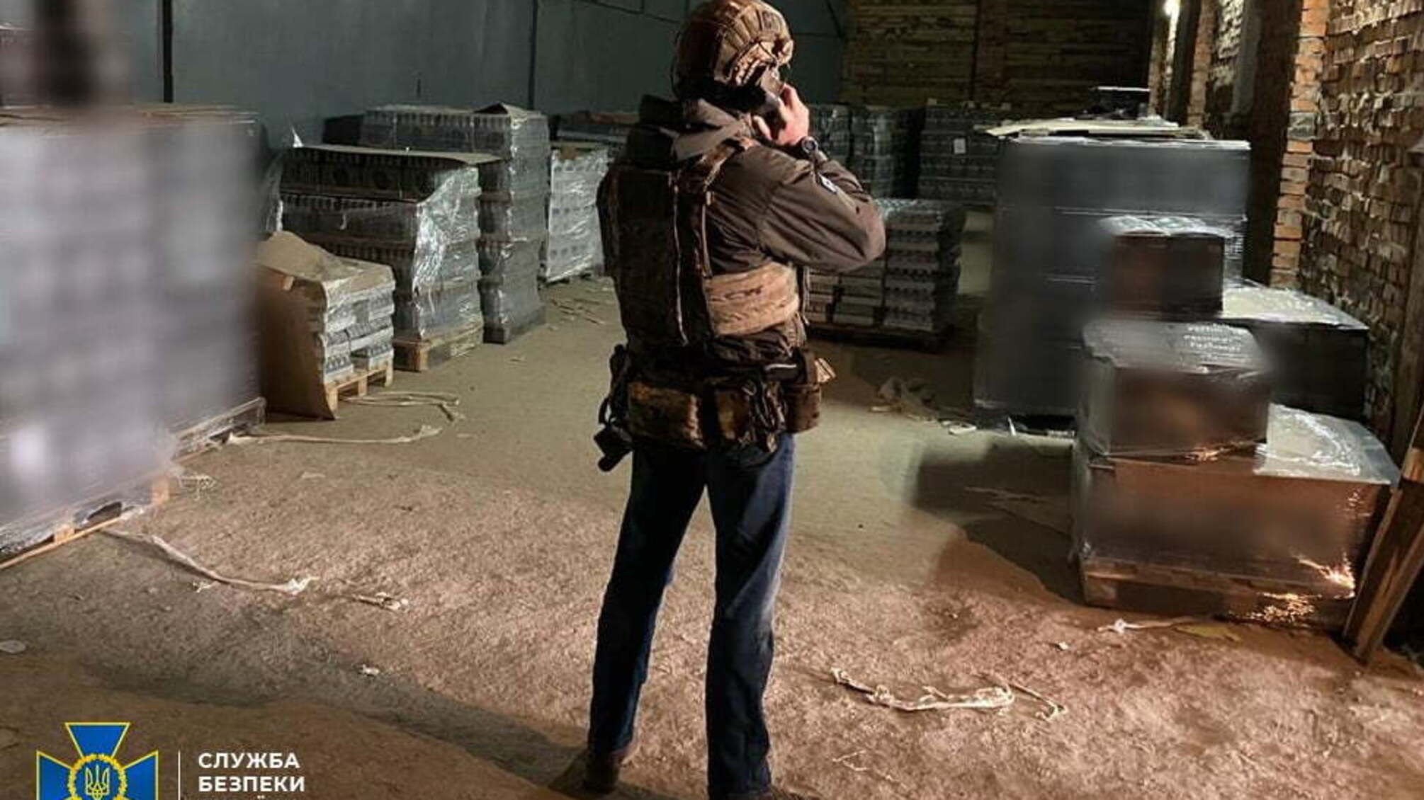 На Львівщині СБУ блокувала масштабний механізм реалізації алкоголю з підробленими акцизними марками (відео)