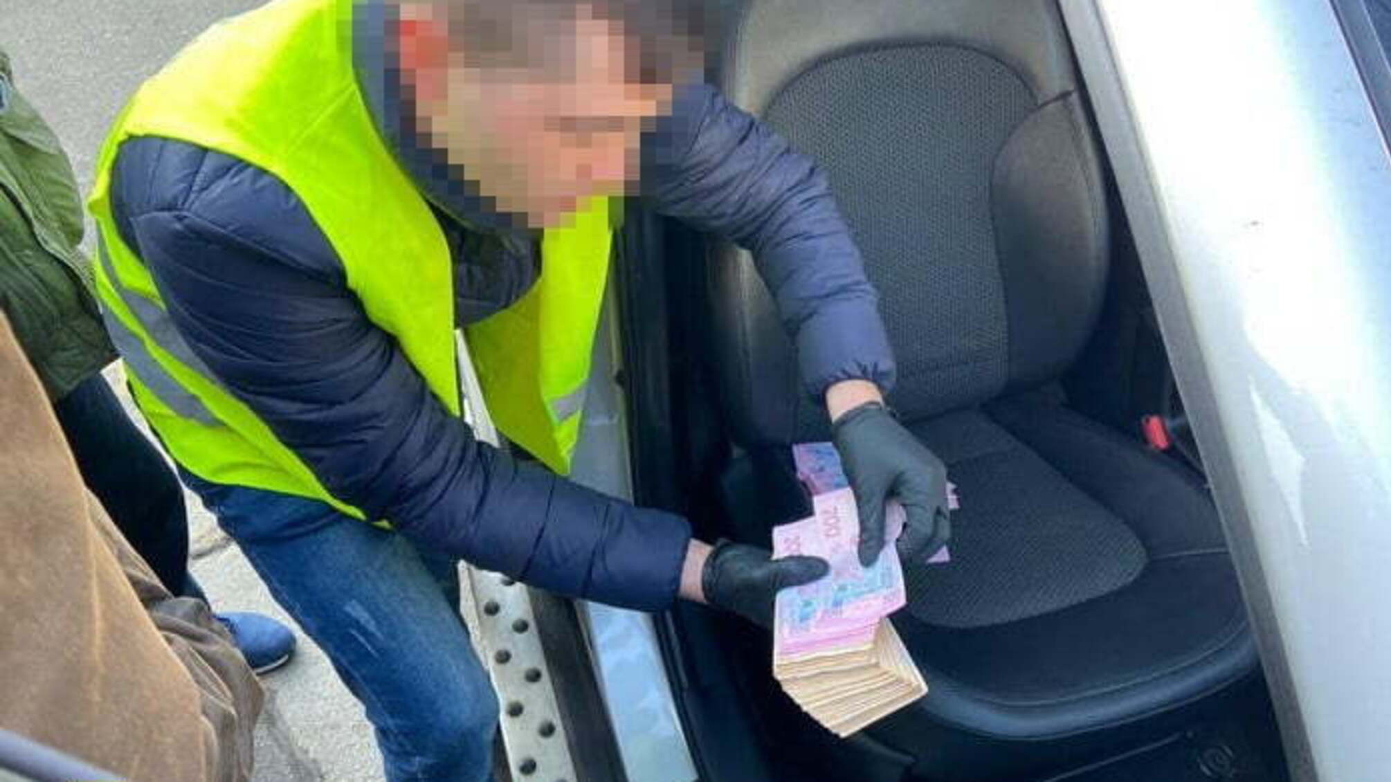 СБУ підозрює у корупції високопосадовця Державної екологічної академії післядипломної освіти та управління